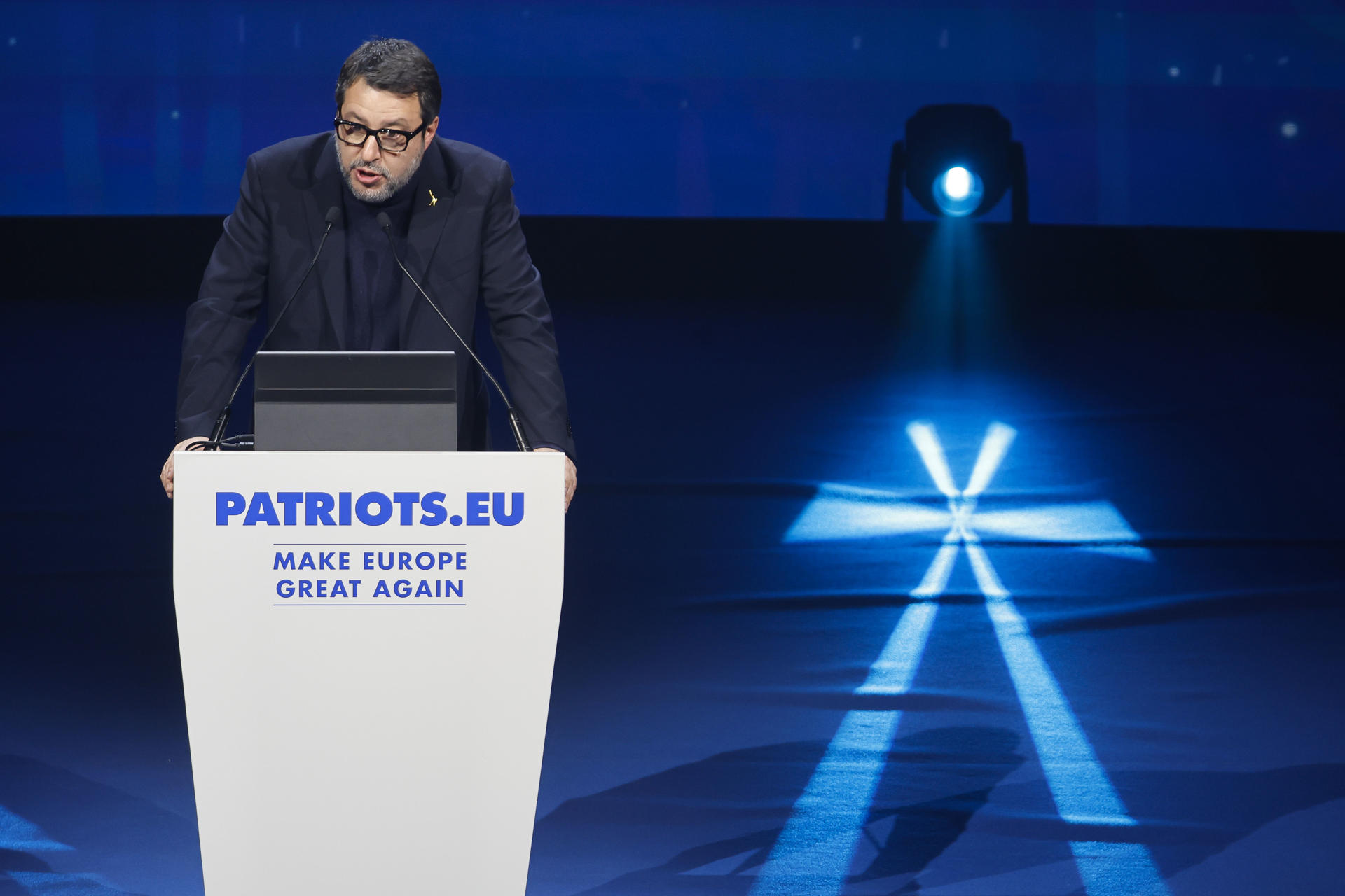 El líder del partido Liga por Salvini Premier, la derecha radical de Italia, Matteo Salvini, participa en la primera cumbre de Patriotas, alianza de la extrema derecha europea, que se celebra este sábado en Madrid. EFE/ Sergio Pérez