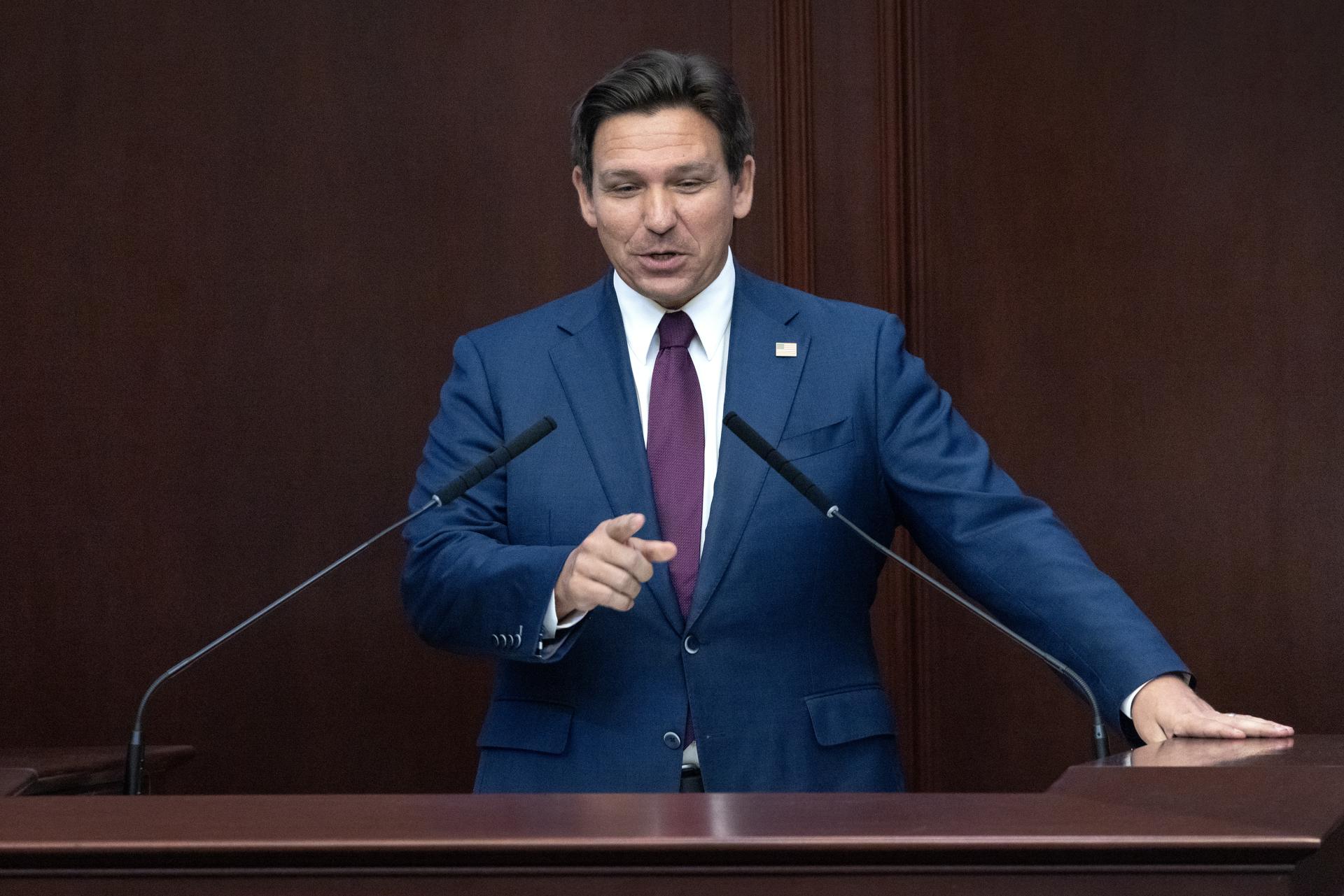 El gobernador de Florida, Ron DeSantis, en una fotografía de archivo. EFE/CRISTOBAL HERRERA-ULASHKEVICH