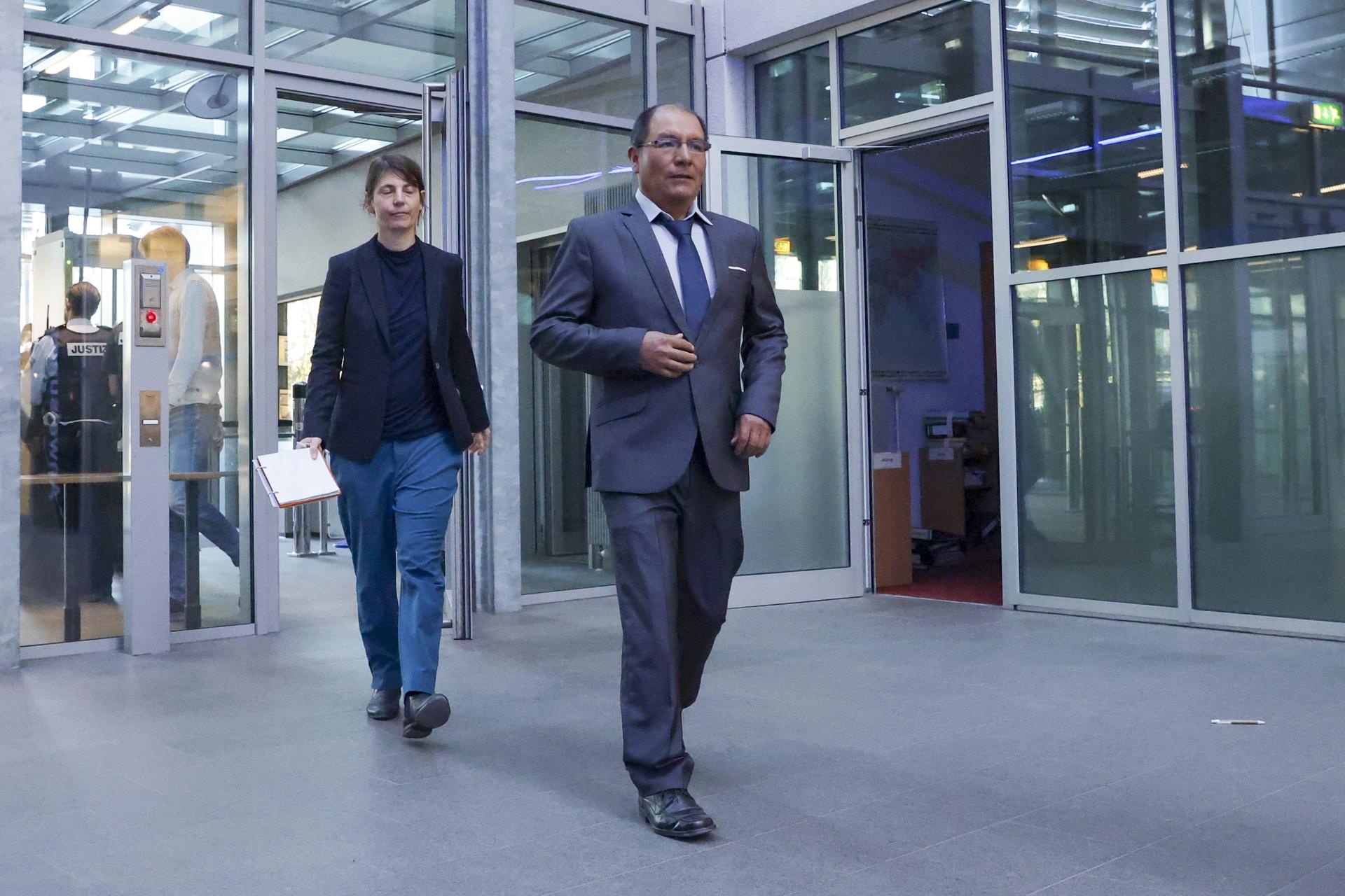 Peruvian farmer Saul Lliuya arrives for his trial against RWE AG at the Higher Regional Court in Hamm, Germany, 19 March 2025. The fifth Civil Senate of the Higher District Court of Hamm wants to conduct an oral hearing in the appeal of the Peruvian farmer and mountain guide Saul Luciano Lliuya. In this climate justice lawsuit, German electrical energy company RWE may be partially responsible for protective measures against climate change in the high Andes of Peru. (Alemania) EFE/EPA/CHRISTOPHER NEUNDORF
