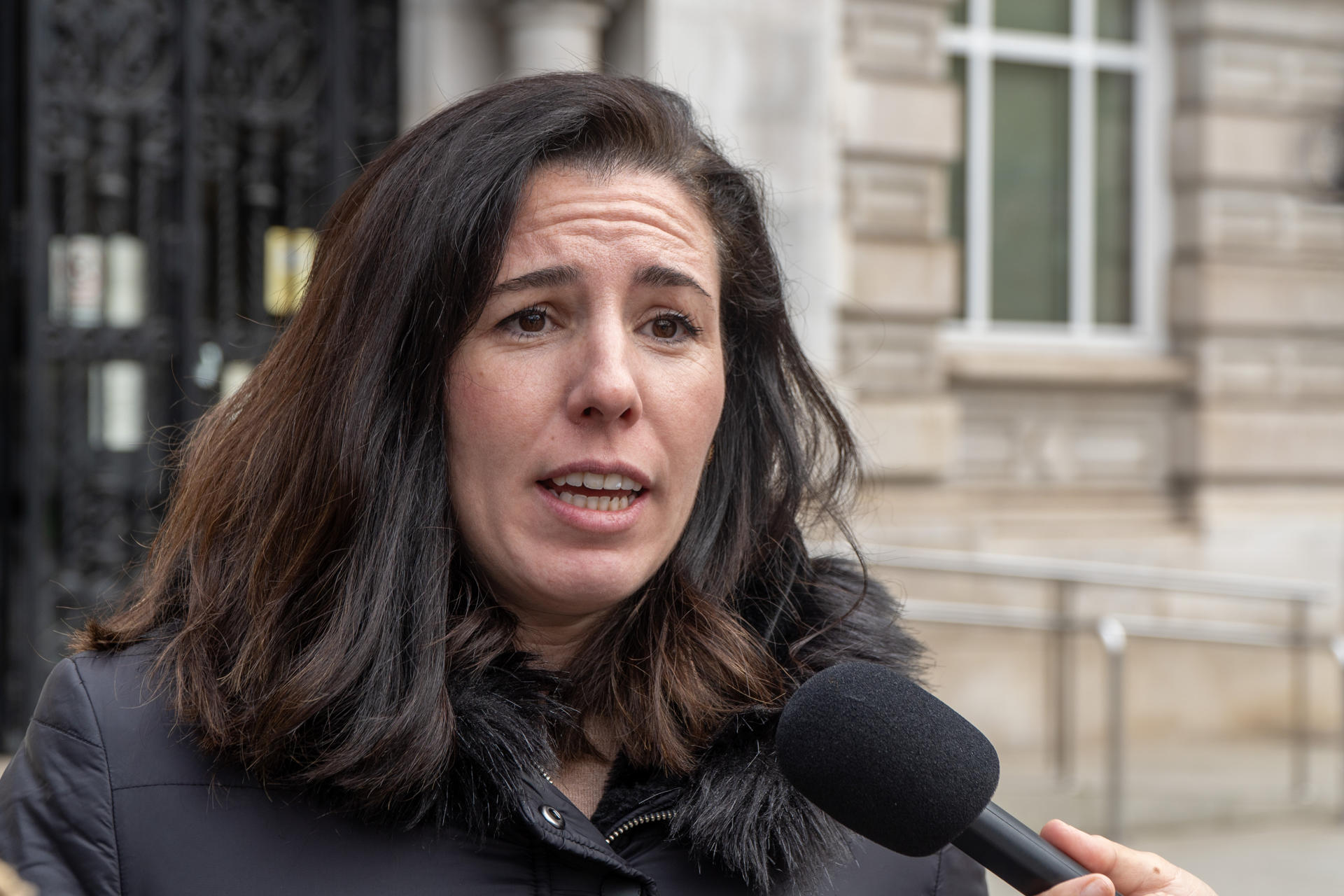 Rocio de Meer, diputada nacional y portavoz nacional de Vox de Emergencia demográfica y políticas sociales, en declaraciones a los medios este sábado en Santander. EFE/Román G. Aguilera