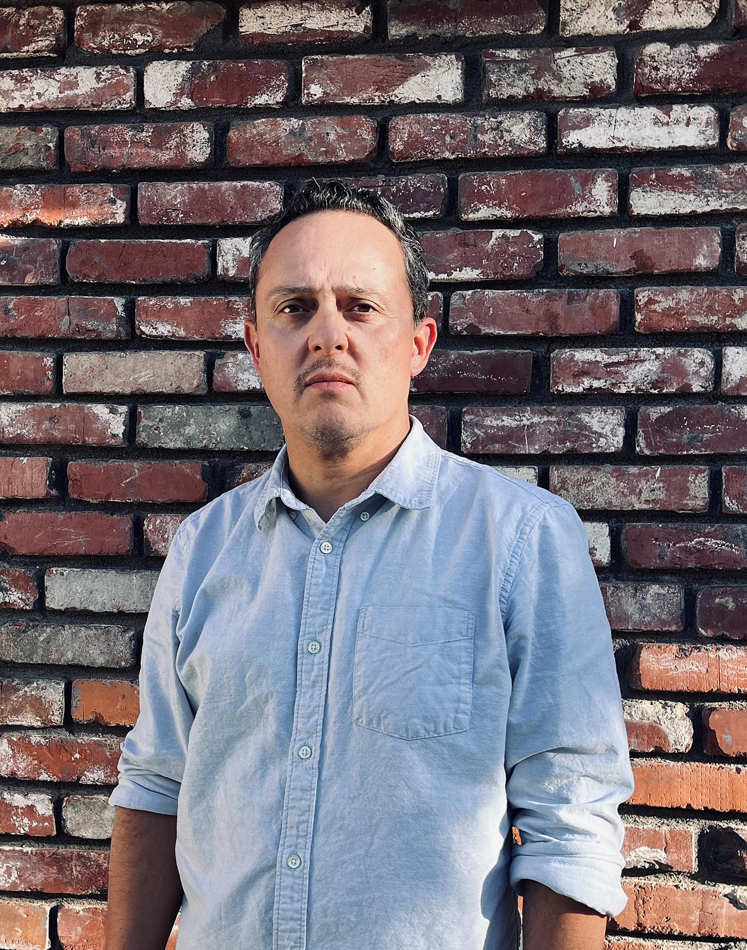 Fotografía cedida por Penguin Random House del escritor mexicano Rafael Lemus en Ciudad de México (México). EFE/ Penguin Random House / SOLO USO EDITORIAL/ NO VENTAS /SOLO DISPONIBLE PARA ILUSTRAR LA NOTICIA QUE ACOMPAÑA (CRÉDITO OBLIGATORIO)