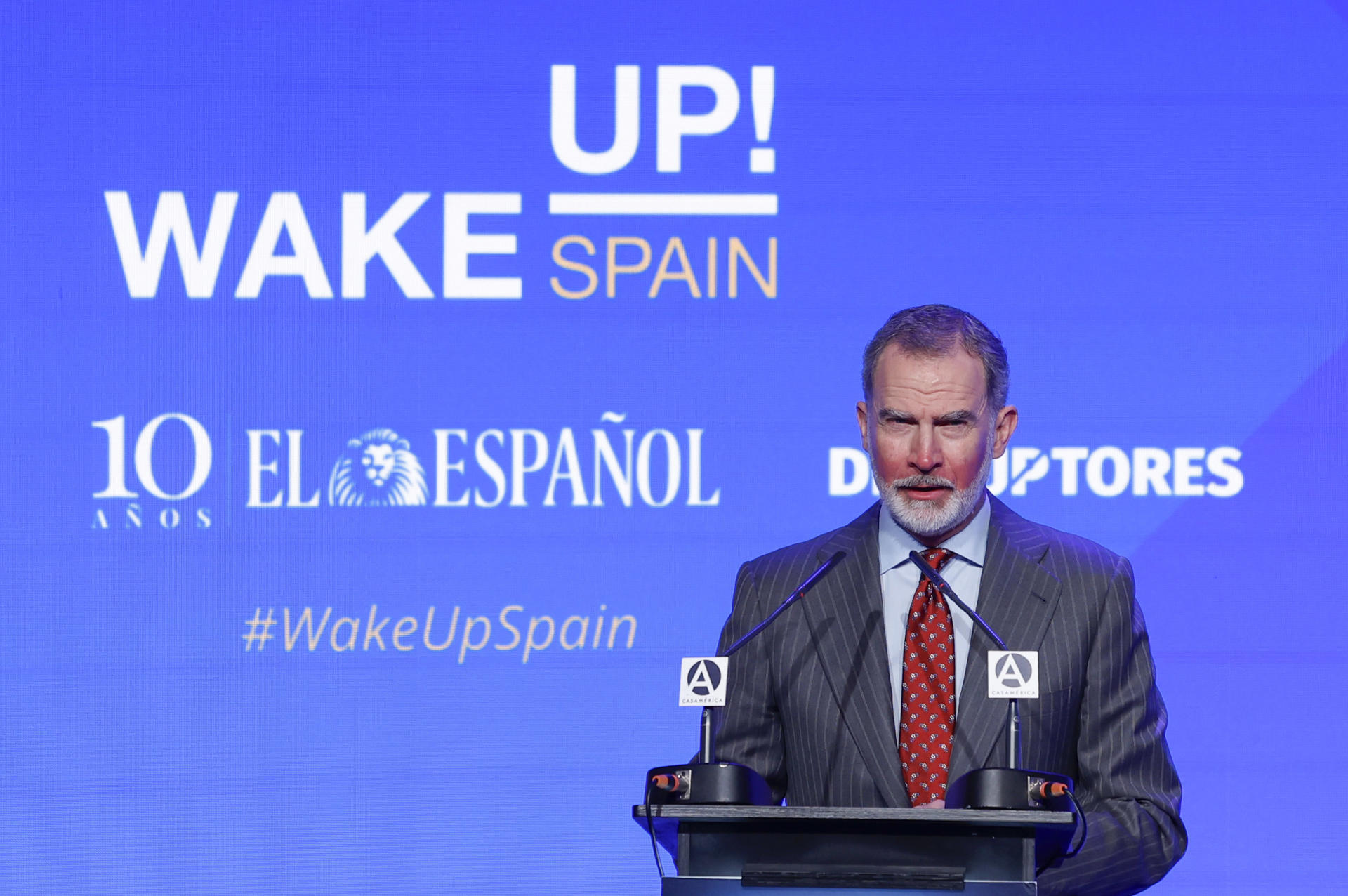 El rey Felipe VI durante el discurso inaugural de la quinta edición del 'Wake Up, Spain', un foro de cinco días orgnizado por el diario 'El Español' que este año versará sobre 'los desafíos de España ante el nuevo orden mundial'. EFE/JJ Guillén
