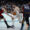 El alero del Real Madrid Sergi Llull (c) con el balón ante los defensores de Baskonia durante el encuentro correspondiente a la fase regular de la Liga Endesa que disputaron Baskonia y Real Madrid en el pabellón Movistar Arena de Madrid. EFE / Daniel González.