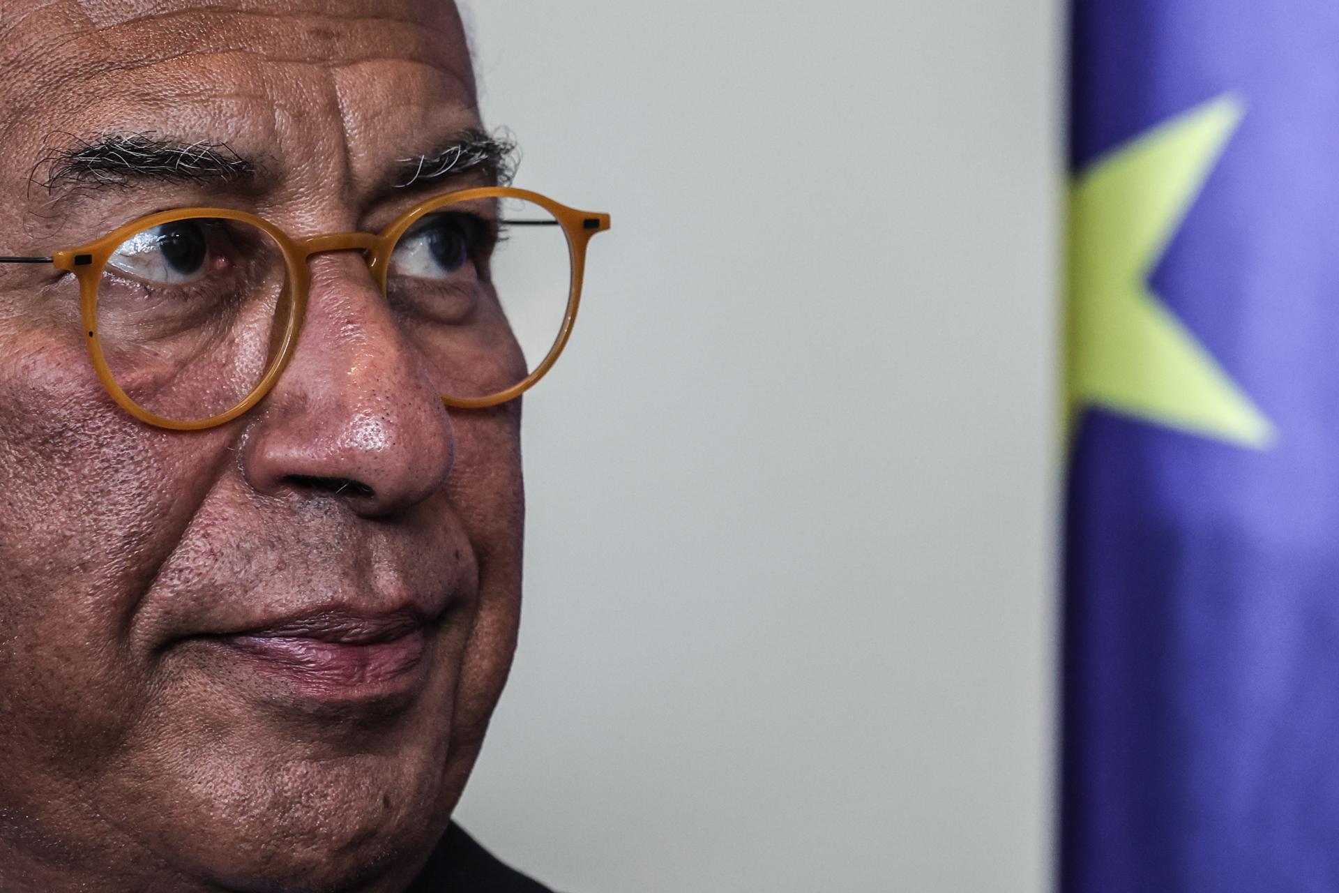 El presidente del Consejo Europeo, Antonio Costa, asiste a una rueda de prensa conjunta con el canciller alemán después de su reunión en la Cancillería en Berlín, Alemania, el 12 de marzo de 2025. (Germany) EFE/EPA/FILIP SINGER