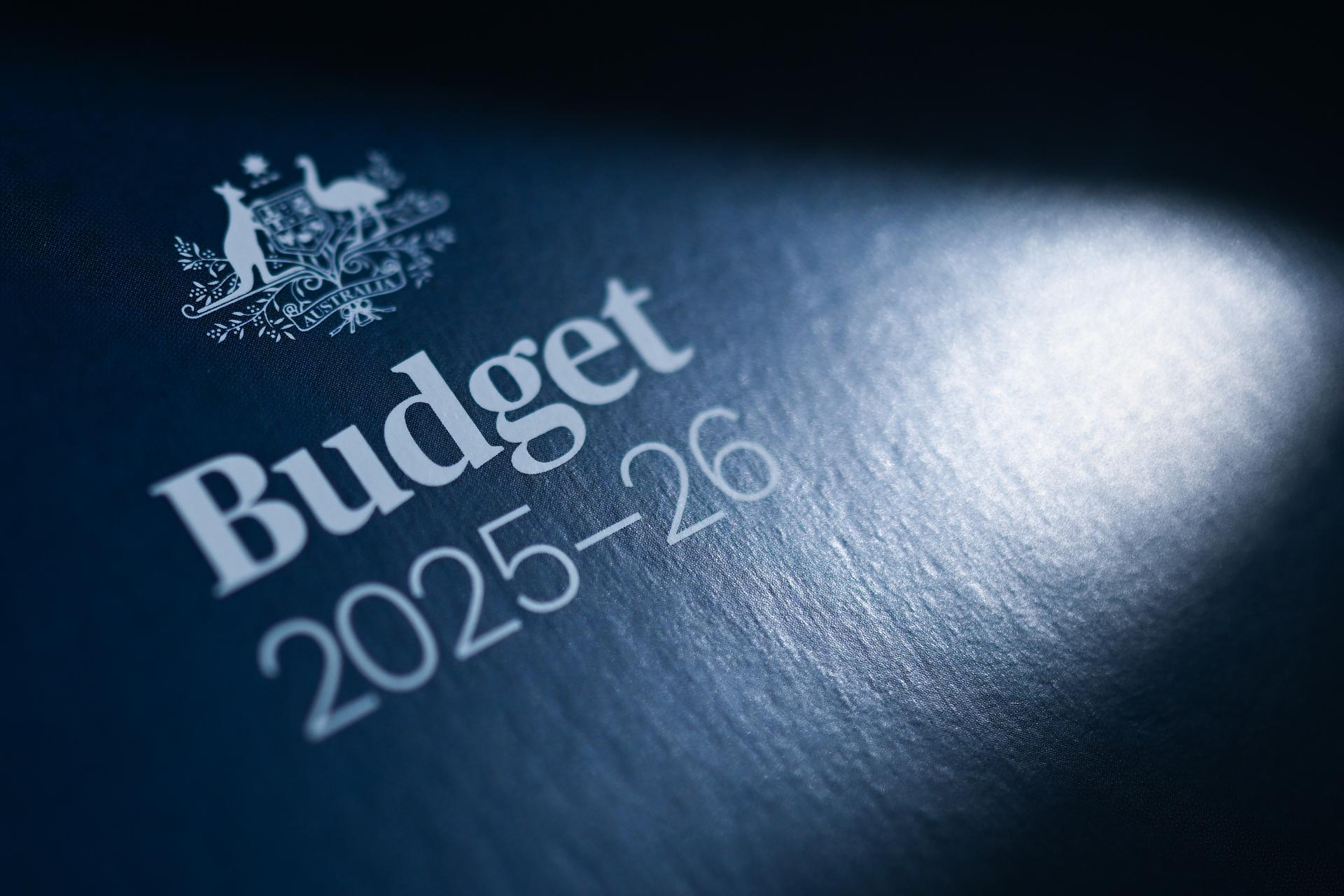 Canberra (Australia), 25/03/2025.- Copies of the 2025-26 Budget papers inside the 2025 Budget lockup at Parliament House in Canberra, Australian Capital Territory, Australia, 25 March 2025. Australian Treasurer Chalmers delivered his forth budget on the day. EFE/EPA/LUKAS COCH AUSTRALIA AND NEW ZEALAND OUT