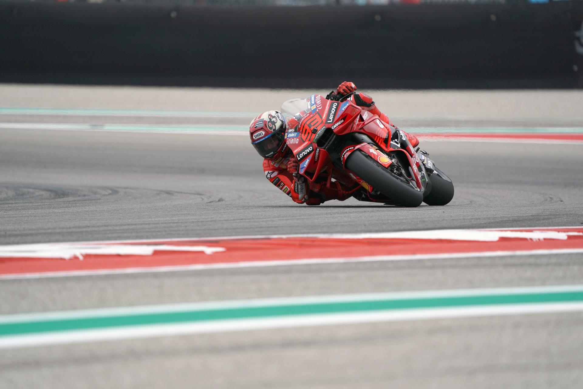 Marc Márquez, en un momento de la carrera de MotoGP del Gran Premio de Motociclismo de las Américas en Austin, Texas. EFE/EPA/DUSTIN SAFRANEK