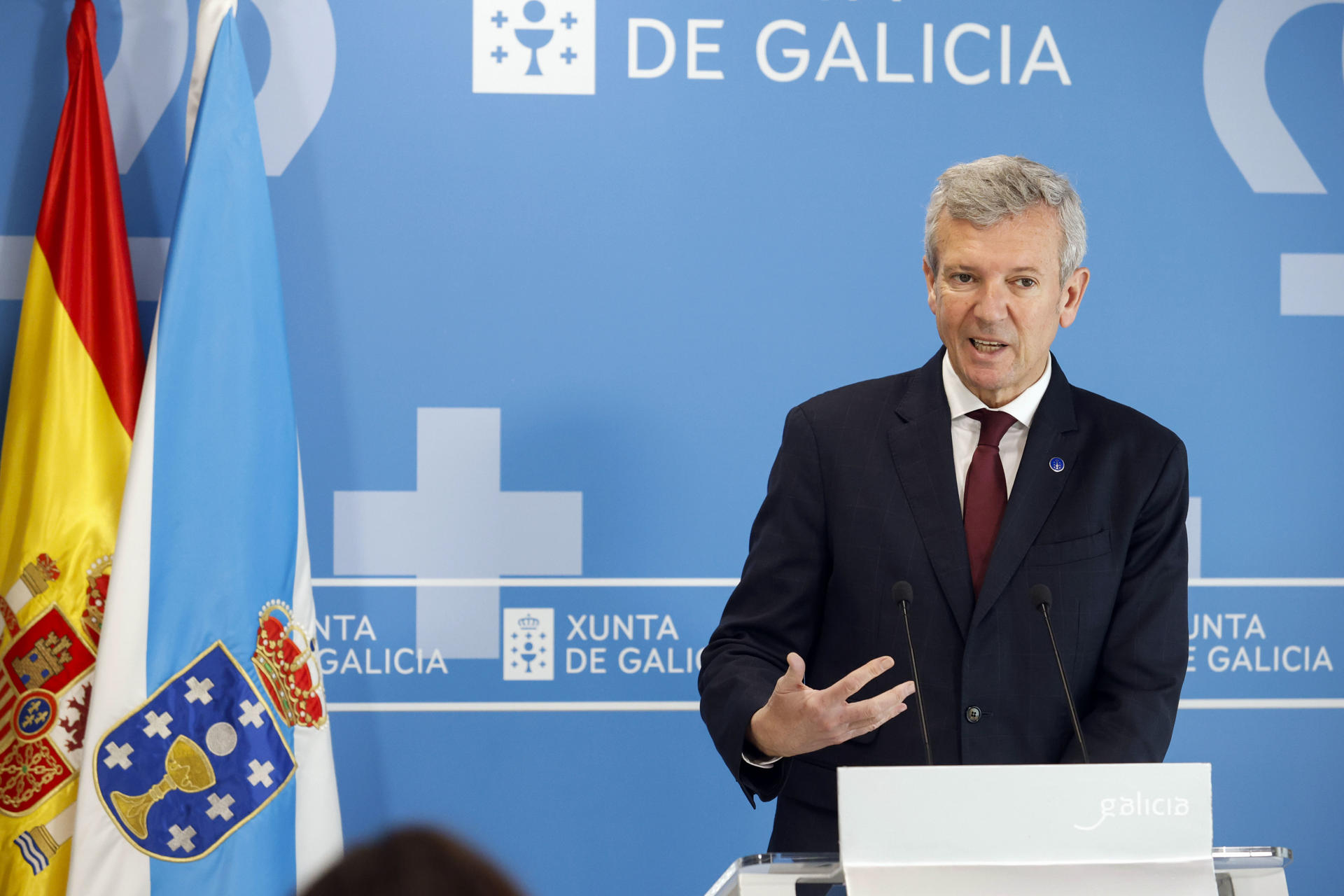 El presidente de la Xunta, Alfonso Rueda en rueda de prensa tras la reunión del Consello de la Xunta, este lunes en Ferrol. EFE/Kiko Delgado