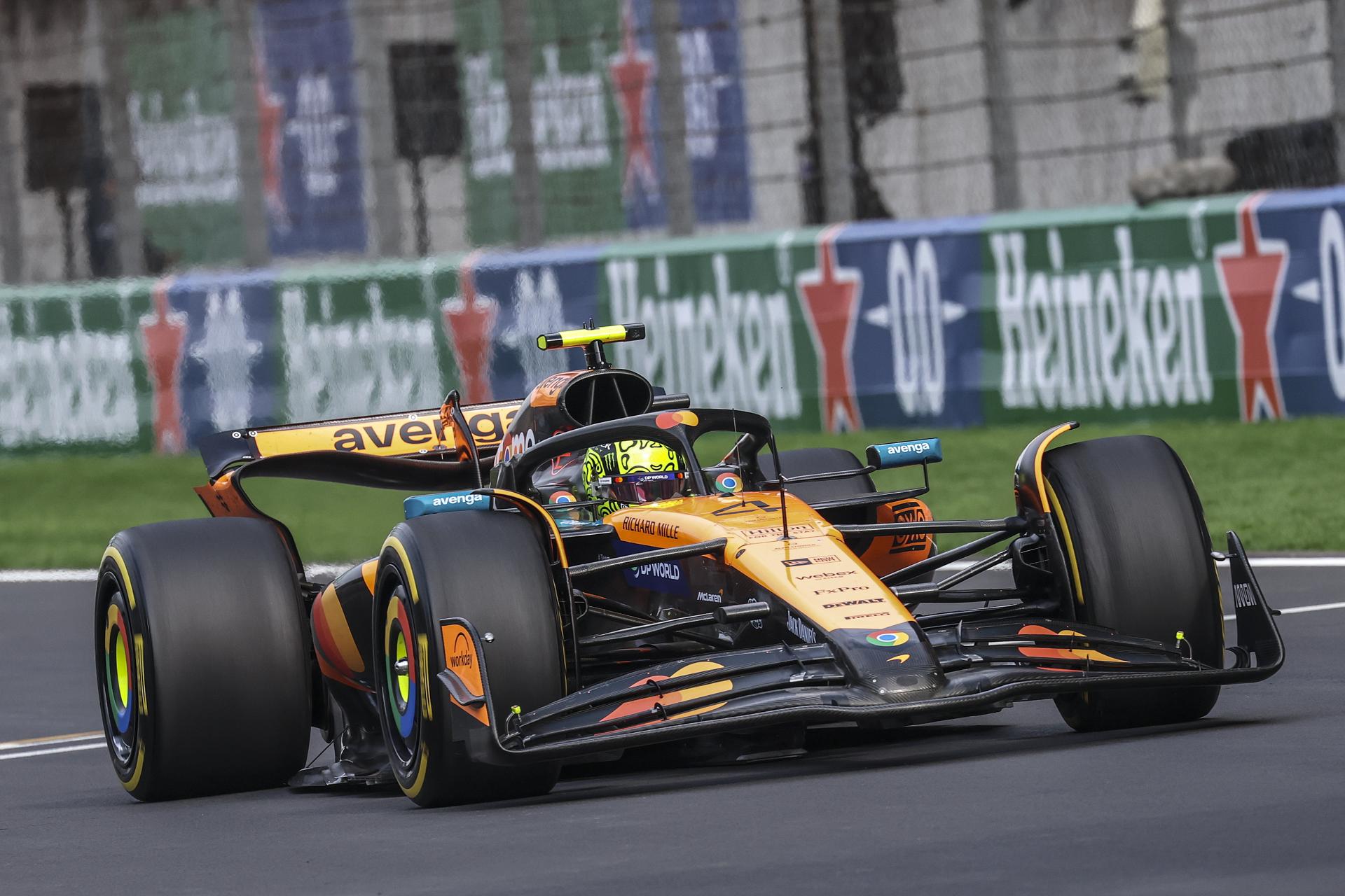 Lando Norris durante el Gran Premio de China de Fórmula 1. EFE/EPA/ALEX PLAVEVSKI / POOL