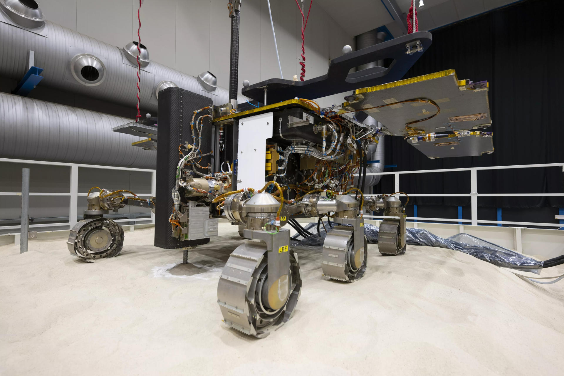 La Agencia Espacial Europea (ESA) regresará a Marte con nuevos instrumentos, capaces incluso de perforar el subsuelo y de obtener muestras que han estado preservadas de la radiación durante millones de años, para tratar de comprobar de una forma determinante si hubo -o si hay- vida en el planeta rojo.. EFE/ S.corvaja/ESA /SOLO USO EDITORIAL/SOLO DISPONIBLE PARA ILUSTRAR LA NOTICIA QUE ACOMPAÑA (CRÉDITO OBLIGATORIO)