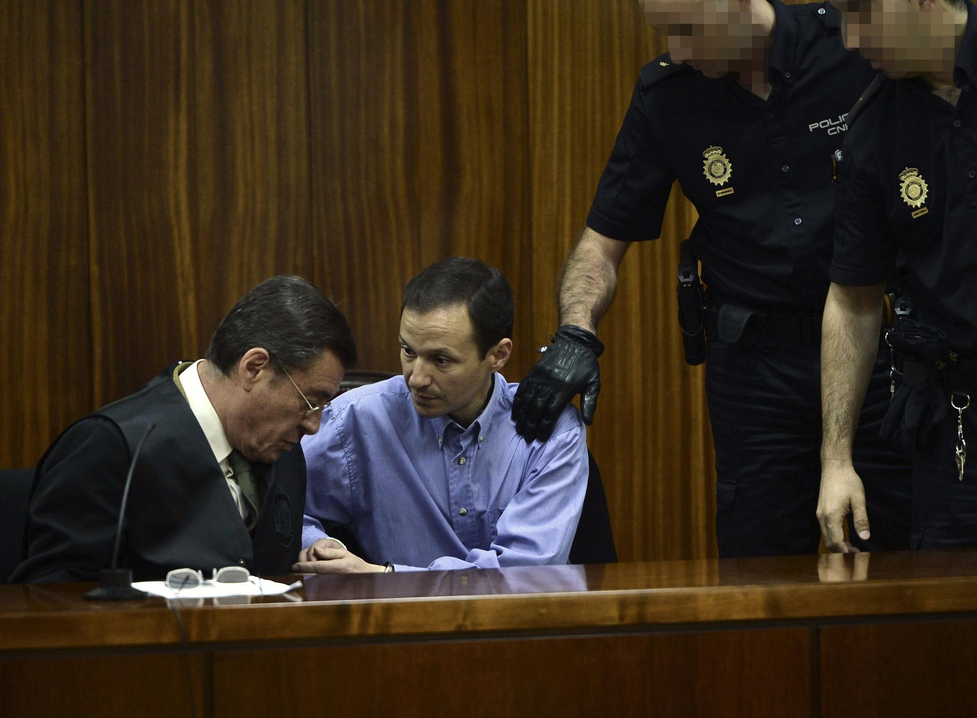 Imagen de archivo (12/7/2013) de José Bretón tras ser declarado por unanimidad por un jurado popular culpable del asesinato de sus dos hijos, Ruth y José, de 6 y 2 años, respectivamente, el 8 de octubre de 2011 en Córdoba. EFE/ Rafa Alcaide ***POOL***