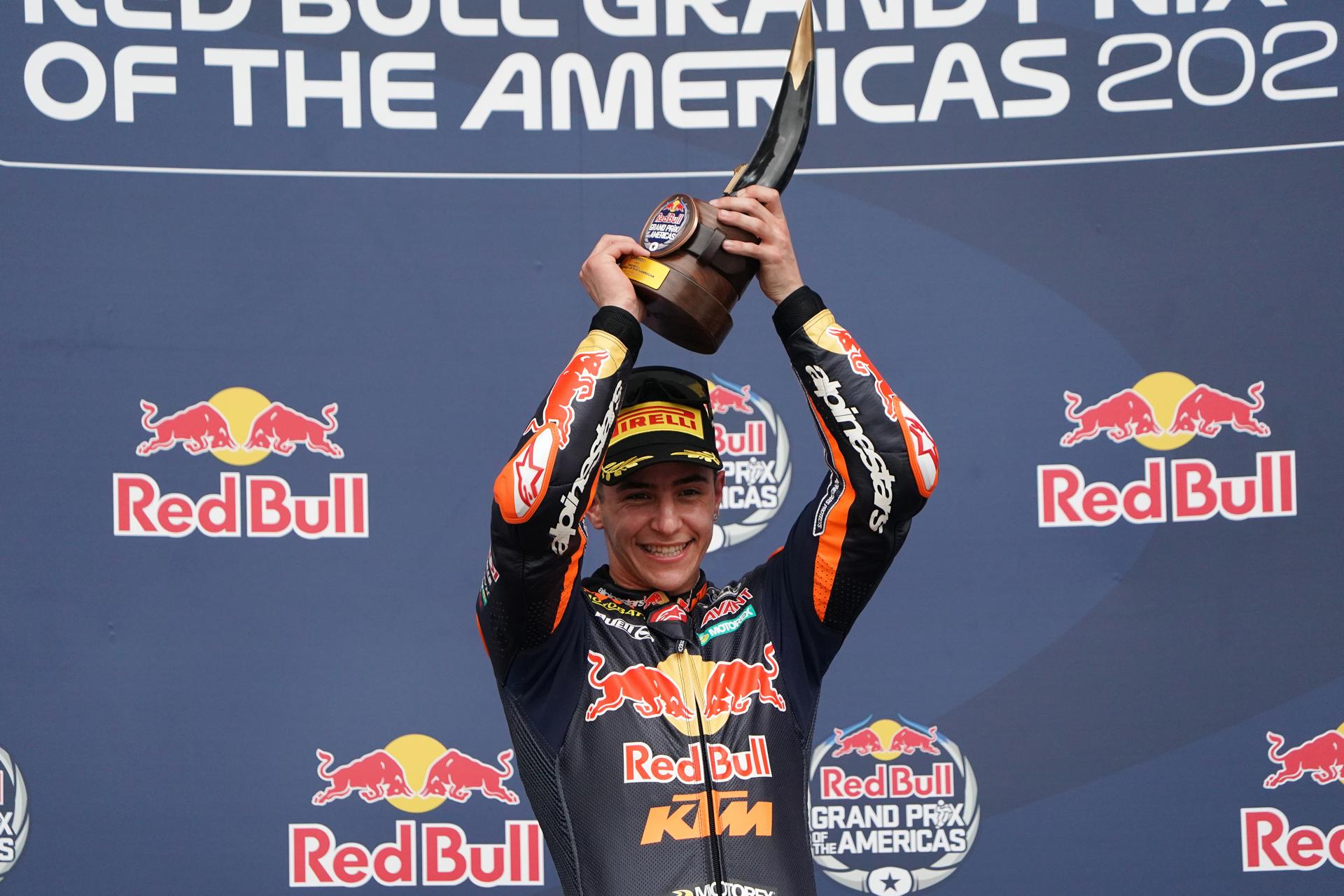 José Antonio Rueda celebra su victoria en la carrera de Moto3 del Gran Premio de las Américas en Austin, Texas. EFE/EPA/DUSTIN SAFRANEK