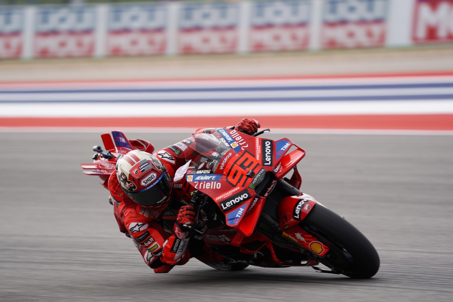 El español Marc Márquez del equipo Ducati Lenovo, durante la clasificación del Gran Premio de Motociclismo de las Américas en Austin, Texas, EE. UU., el 29 de marzo de 2025. (Motociclismo, España) EFE/EPA/DUSTIN SAFRANEK