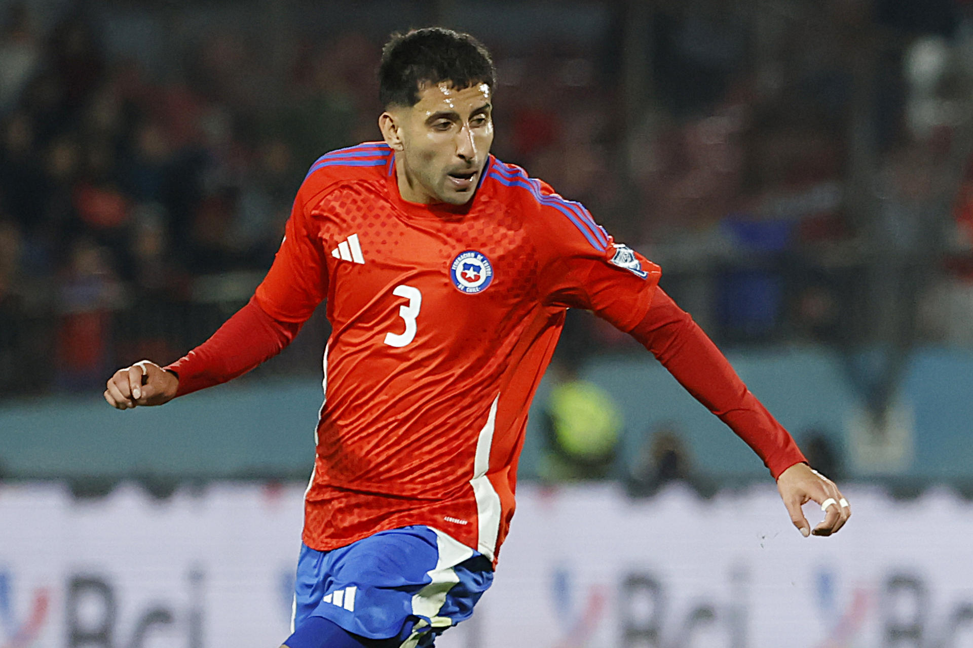 El jugador de la selección chilena de fútbol, Guillermo Maripan. EFE/Elvis González