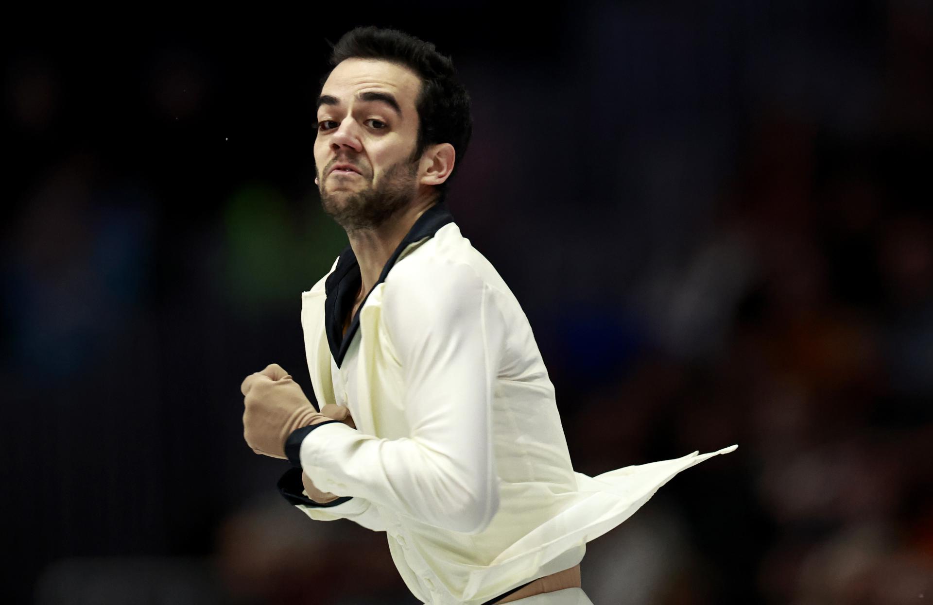 El español Tomas-Llorenc Guarino Sabate actúa en el programa corto masculino del Mundial de patinaje artístico. EFE/Cj Gunther