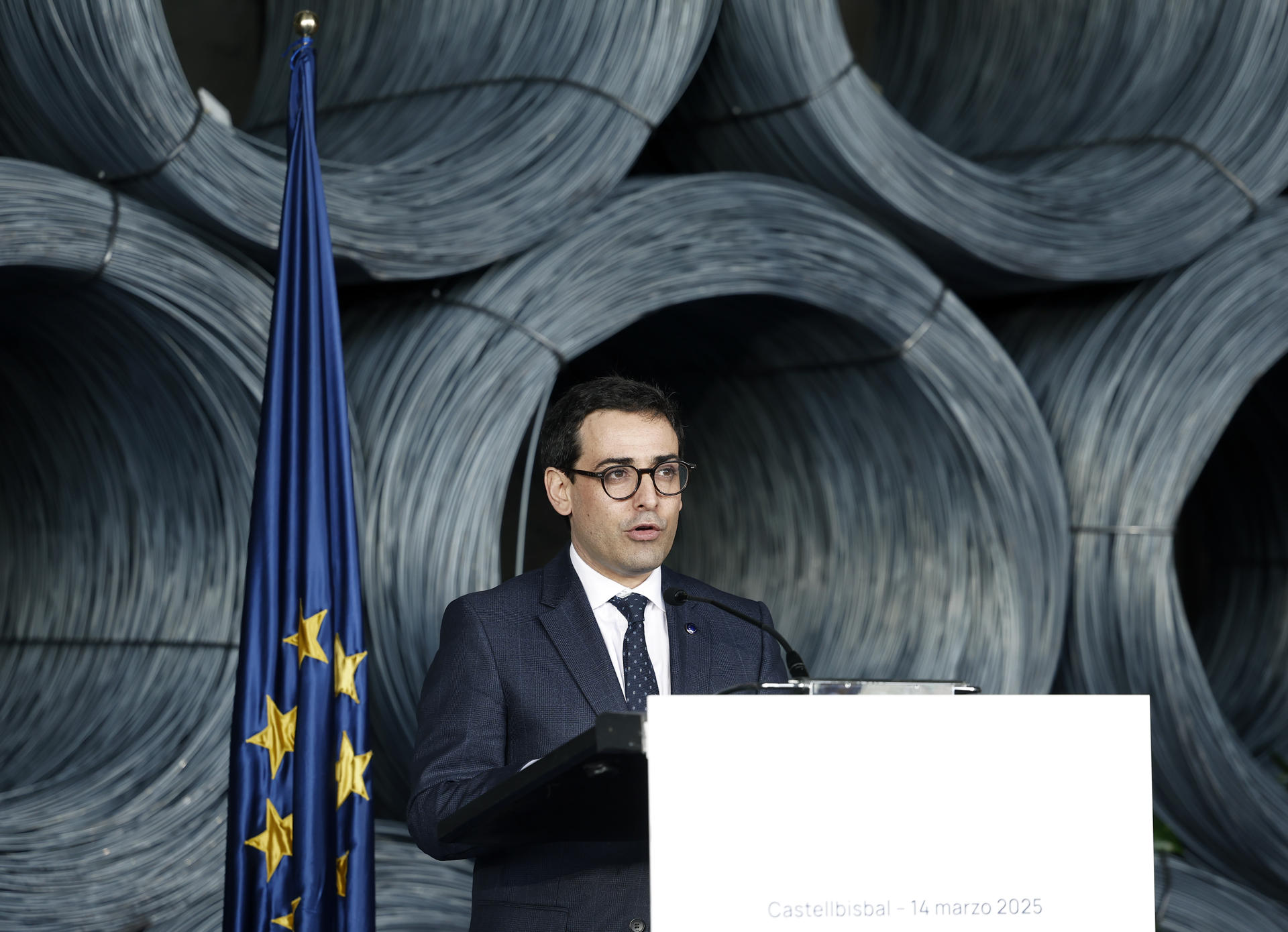 El vicepresidente de la Comisión Europea de Prosperidad y Estrategia Industrial, Stéphane Séjourné, durante una reciente visita a España. EFE/Andreu Dalmau