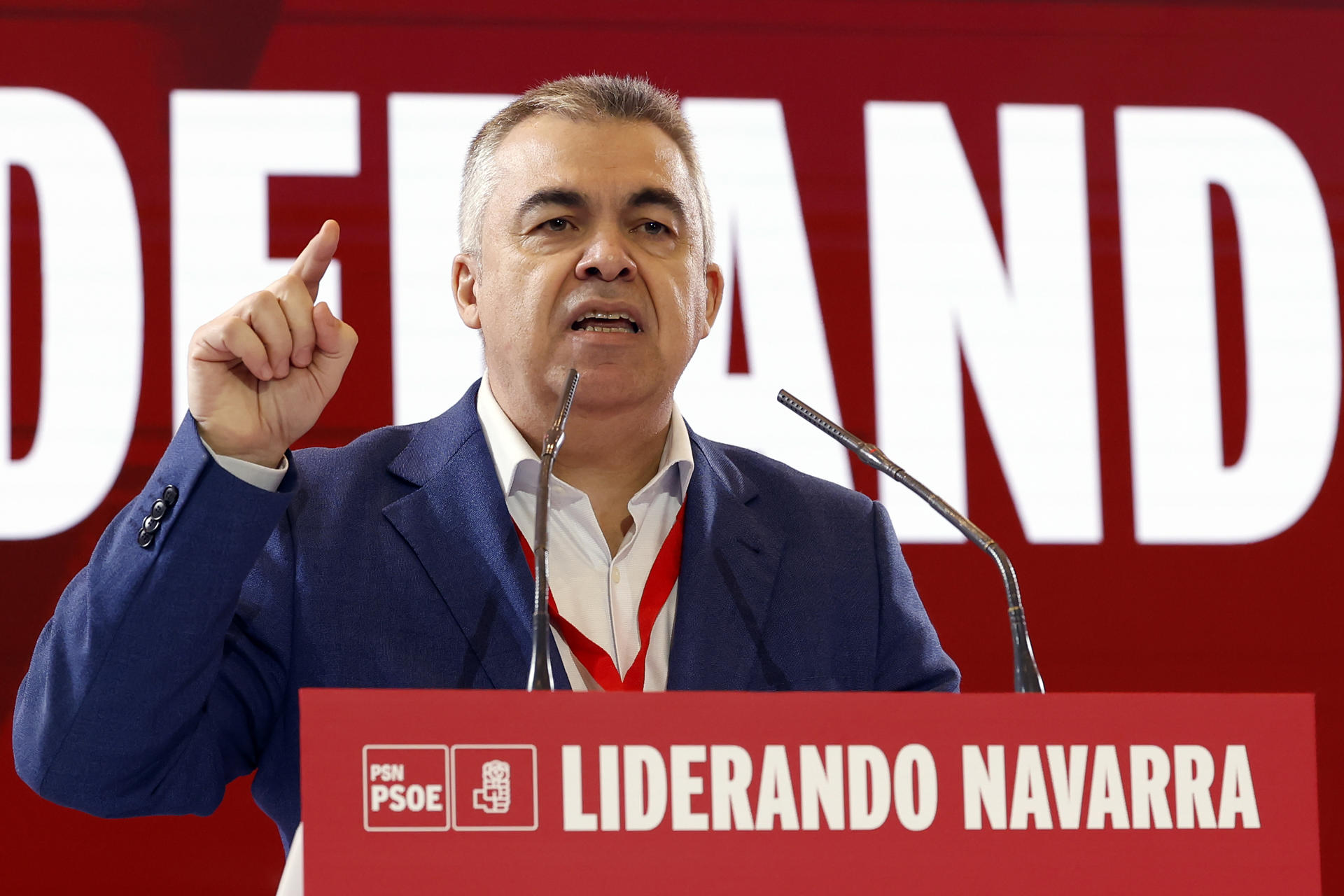 El secretario de Organización del PSOE Santos Cerdán, durante su intervención en el XIII Congreso del PSN.EFE/ Jesús Diges