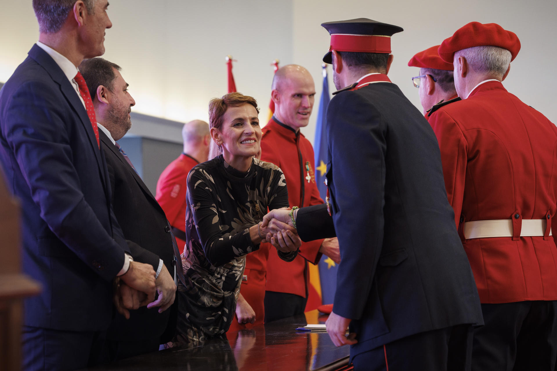 La presidenta de Navarra María Chivite ha sido contundente en su intervención en el Día del patrón de la Policía foral, celebrado en Pamplona ante cientos de agentes y mandos, así como de familiares de miembros del cuerpo e invitados. EFE/ Villar López