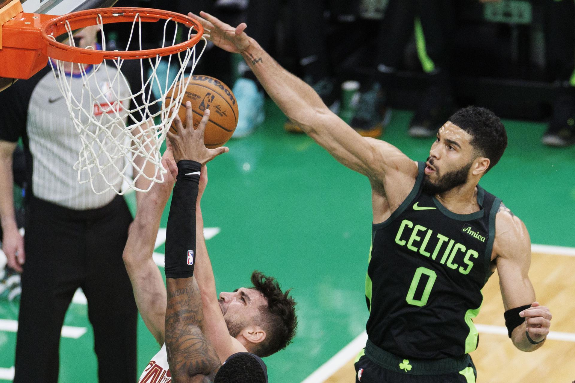 Jayson Tatum, de los Boston Celtics, durante un partido de la liga regular. EFE/EPA/CJ GUNTHER SHUTTERSTOCK OUT