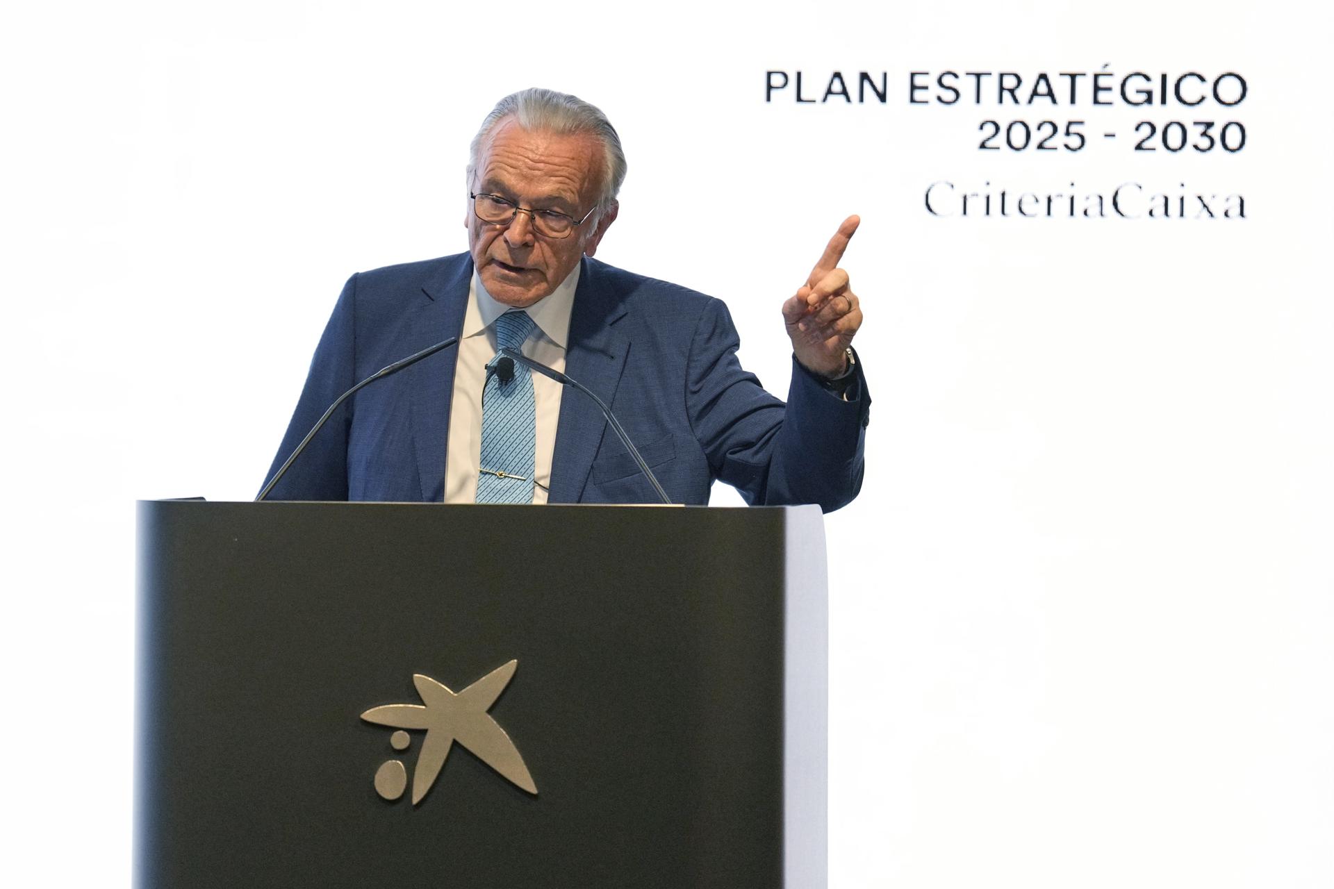 Imagen de archivo del presidente de CriteriaCaixa, Isidro Fainé. EFE/Alejandro Garcia