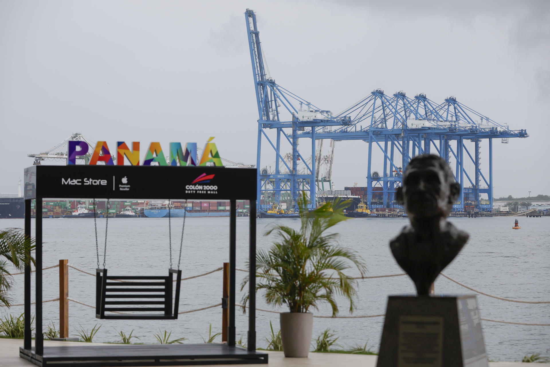 Fotografía del puerto de Colón, en la provincia de Colón (Panamá). EFE/ Bienvenido Velasco