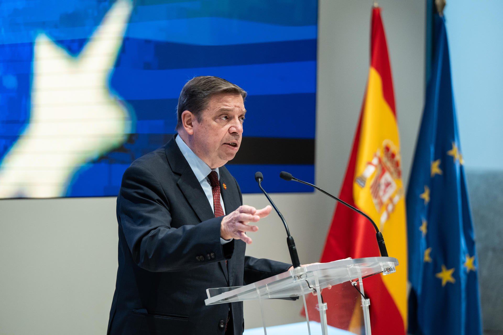 MADRID, 28/03/2025.-El ministro de Agricultura, Pesca y Alimentación, Luis Planas, presenta el balance del segundo año de aplicación del Plan Estratégico de la Política Agraria Común (PAC 2024). EFE/ Fernando Villar