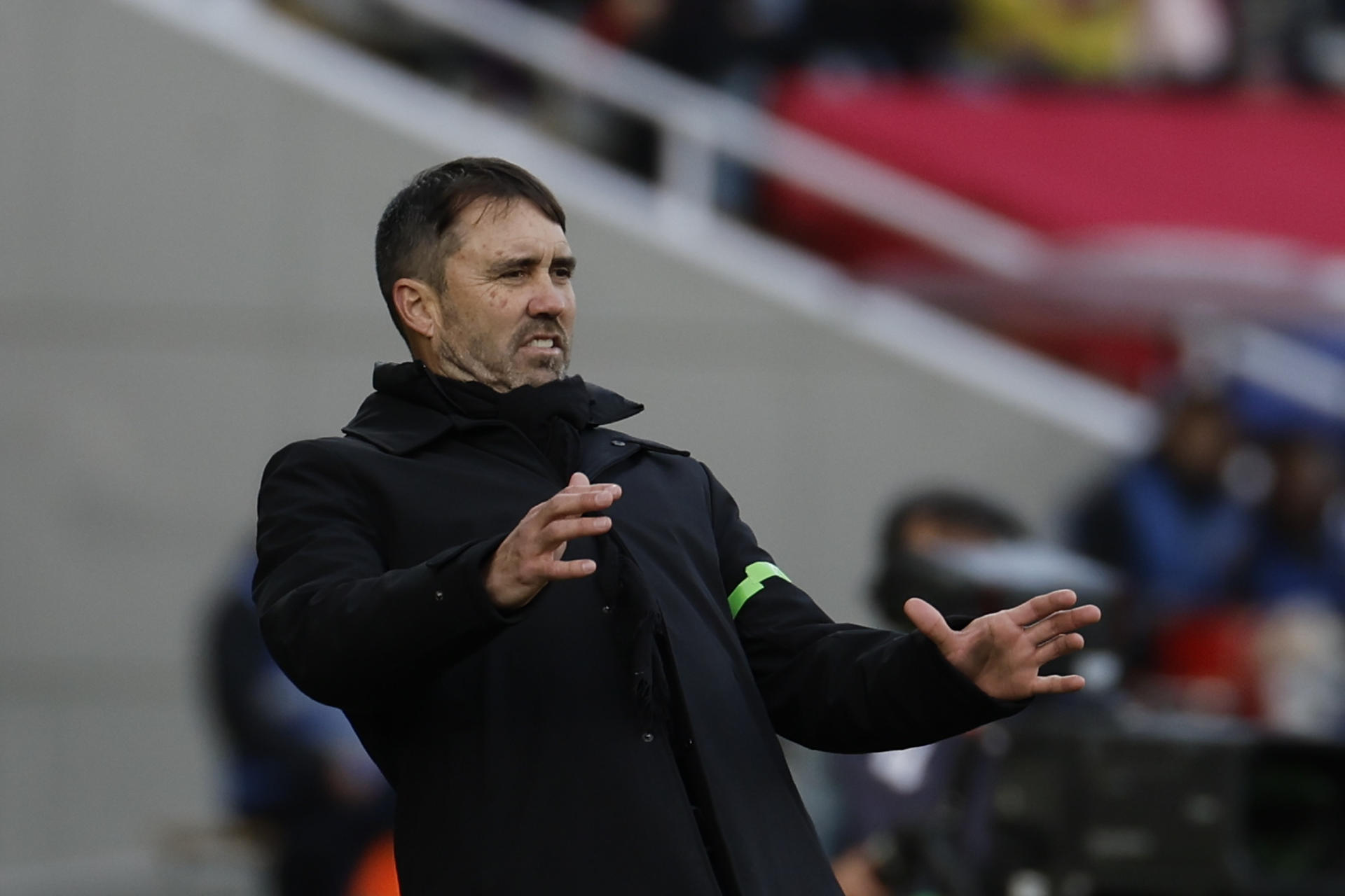 El entrenador del Alavés, Eduardo Coudet. EFE/ Toni Albir