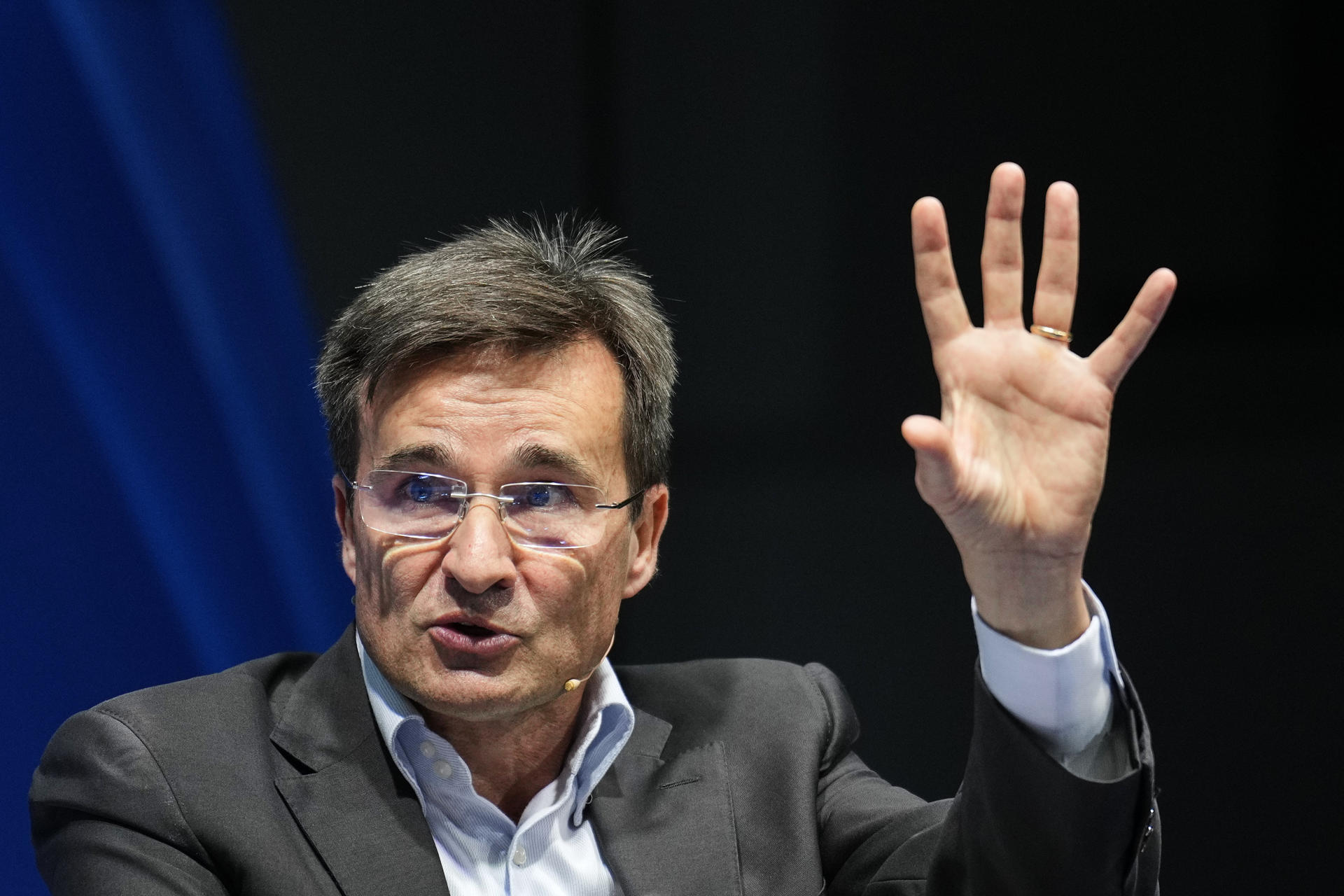 Fotografía de archivo en la que se registró al CEO y presidente de Iberia, Marco Sansavini, durante una conferencia en Barcelona (España). EFE/Alejandro García