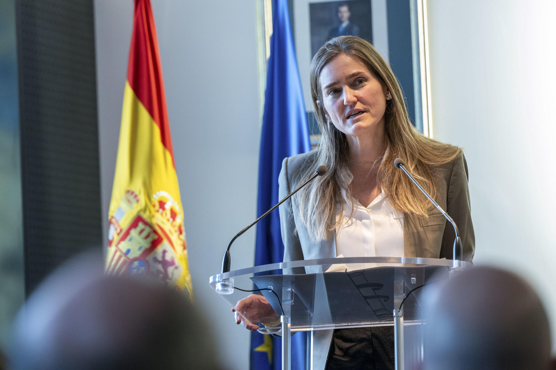 La vicepresidenta tercera y ministra para la Transición Ecológica y el Reto Demográfico, Sara Aagesen, preside el acto conmemorativo del Día Meteorológico Mundial que se celebra este lunes en la sede central de la Agencia Estatal de Meteorología (AEMET) en Madrid. EFE/ Fernando Villar