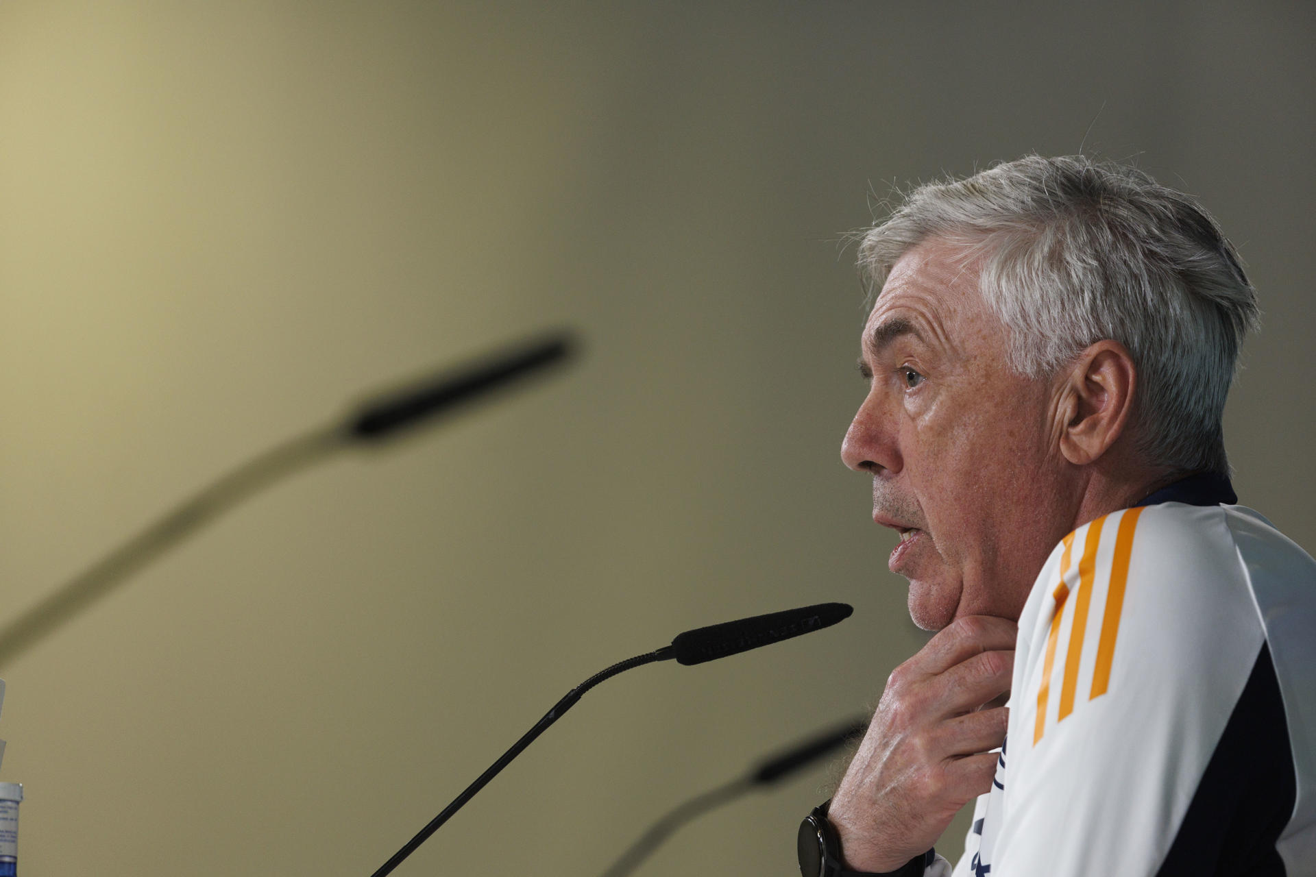 El entrenador del Real Madrid, Carlo Ancelotti, durante una rueda de prensa. EFE/ Sergio Pérez