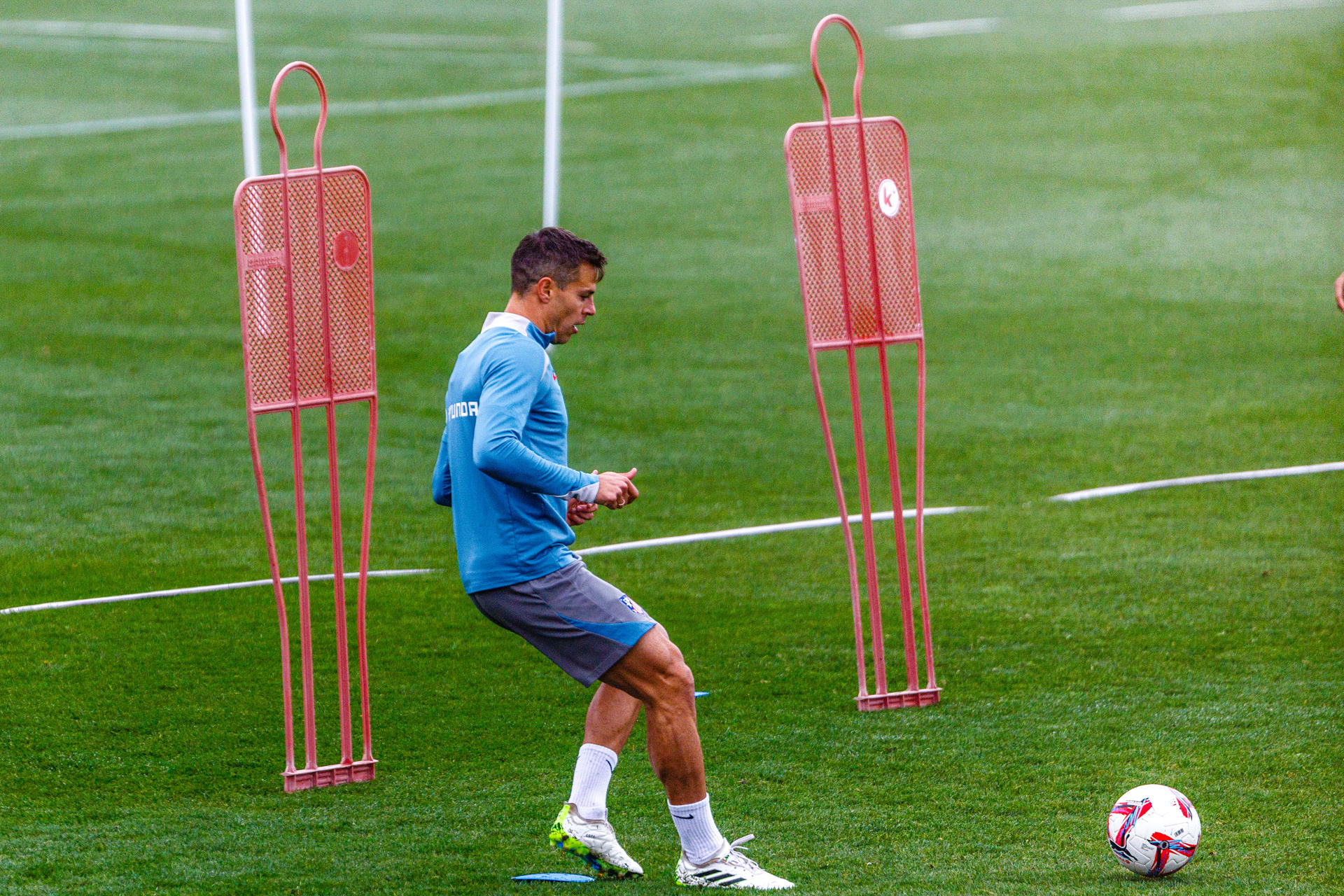 Azpilicueta, en una foto de archivo. EFE/Sergio Pérez