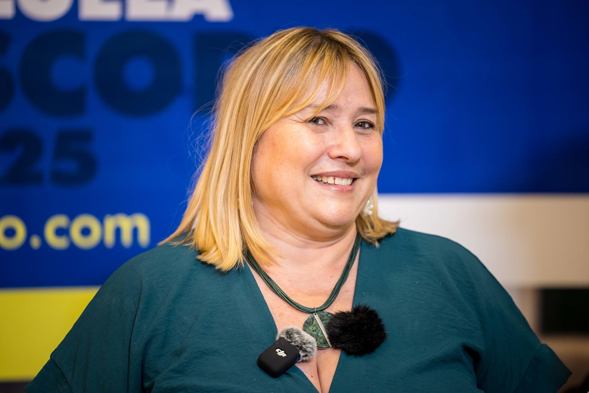 La encargada de negocios de la Unión Europea en Venezuela, María Antonia Calvo Puerta participa en la exhibición inaugural del 20 Festival de Cine Europeo 'Euroscopio 2025', organizada por la embajada de la Unión Europea este jueves, en Caracas (Venezuela). EFE/ Miguel Gutierrez