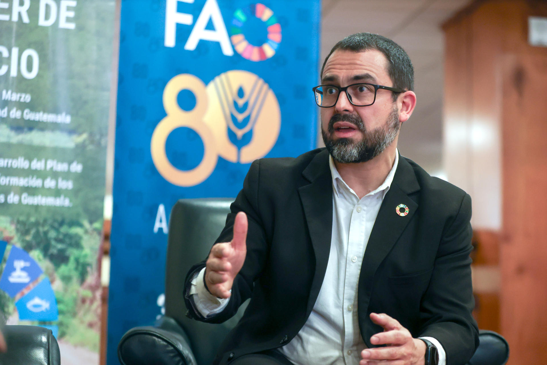 El oficial de las Naciones Unidas de Políticas para la Alimentación y la Agricultura, Marco Moncayo habla durante una entrevista con EFE este 18 de marzo de 2025 en Ciudad de Guatemala (Guatemala). EFE/ Mariano Macz