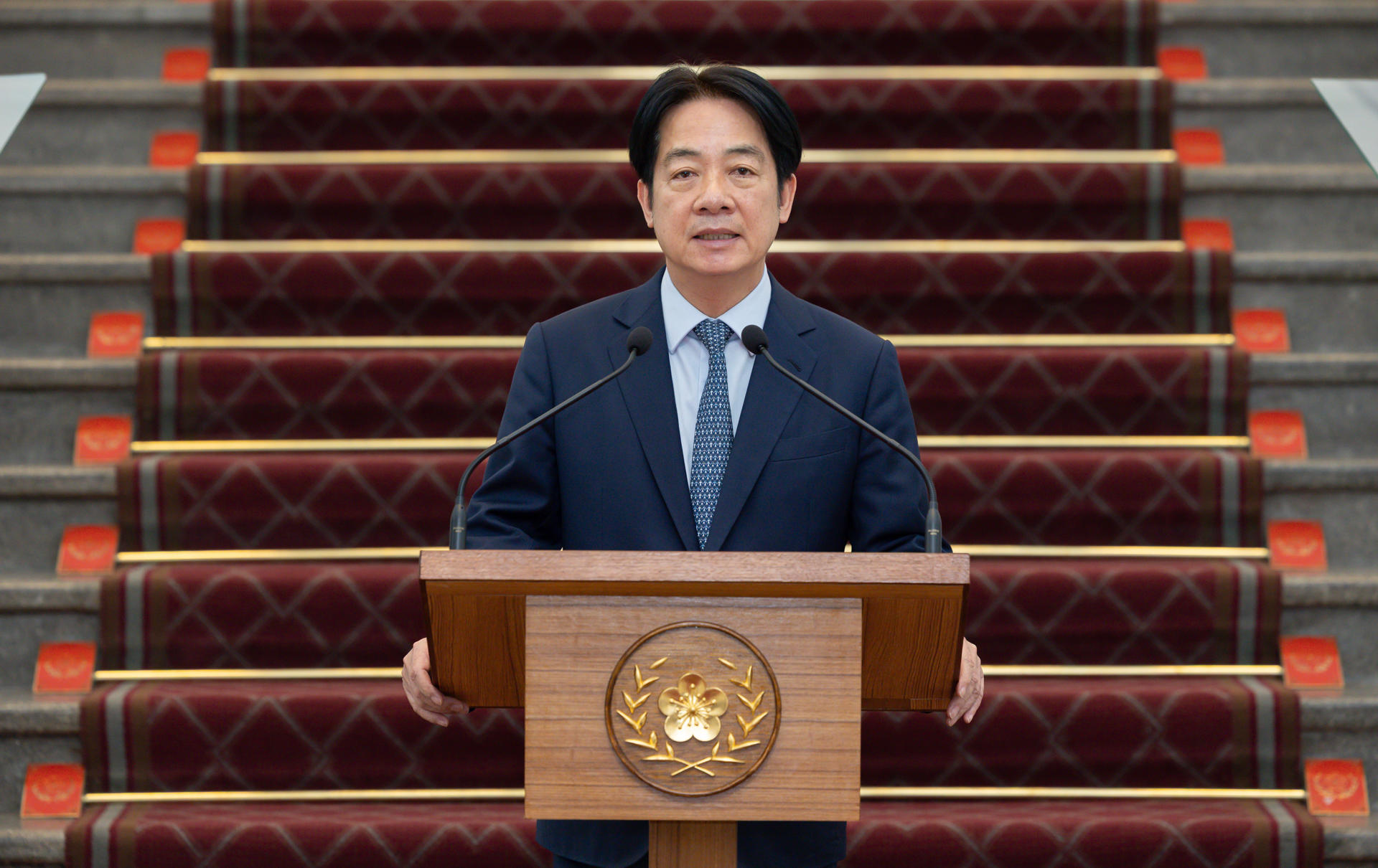 Fotografía cedida el pasado 13 de marzo por la Oficina Presidencial del Taiwán en la que se registró al presidente taiwanés, el soberanista William Lai, durante una alocución, en Taipéi. EFE/Oficina Presidencial de Taiwán
