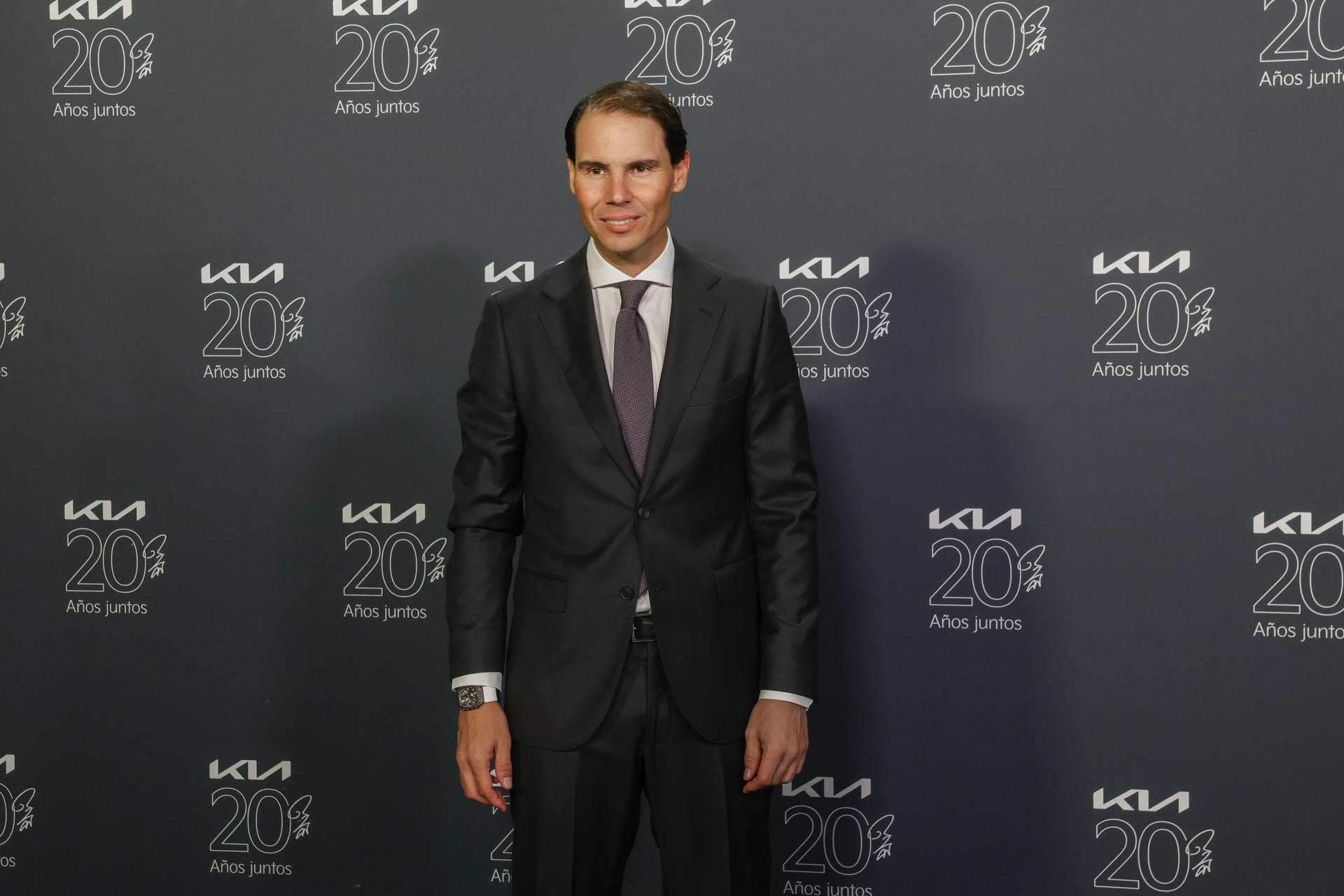 MADRID, 20/03/2025.- El extenista Rafa Nadal posa a su llegada a la fiesta del Aniversario KIA Rafa Nadal, el jueves en Madrid. EFE/ Zipi Aragón