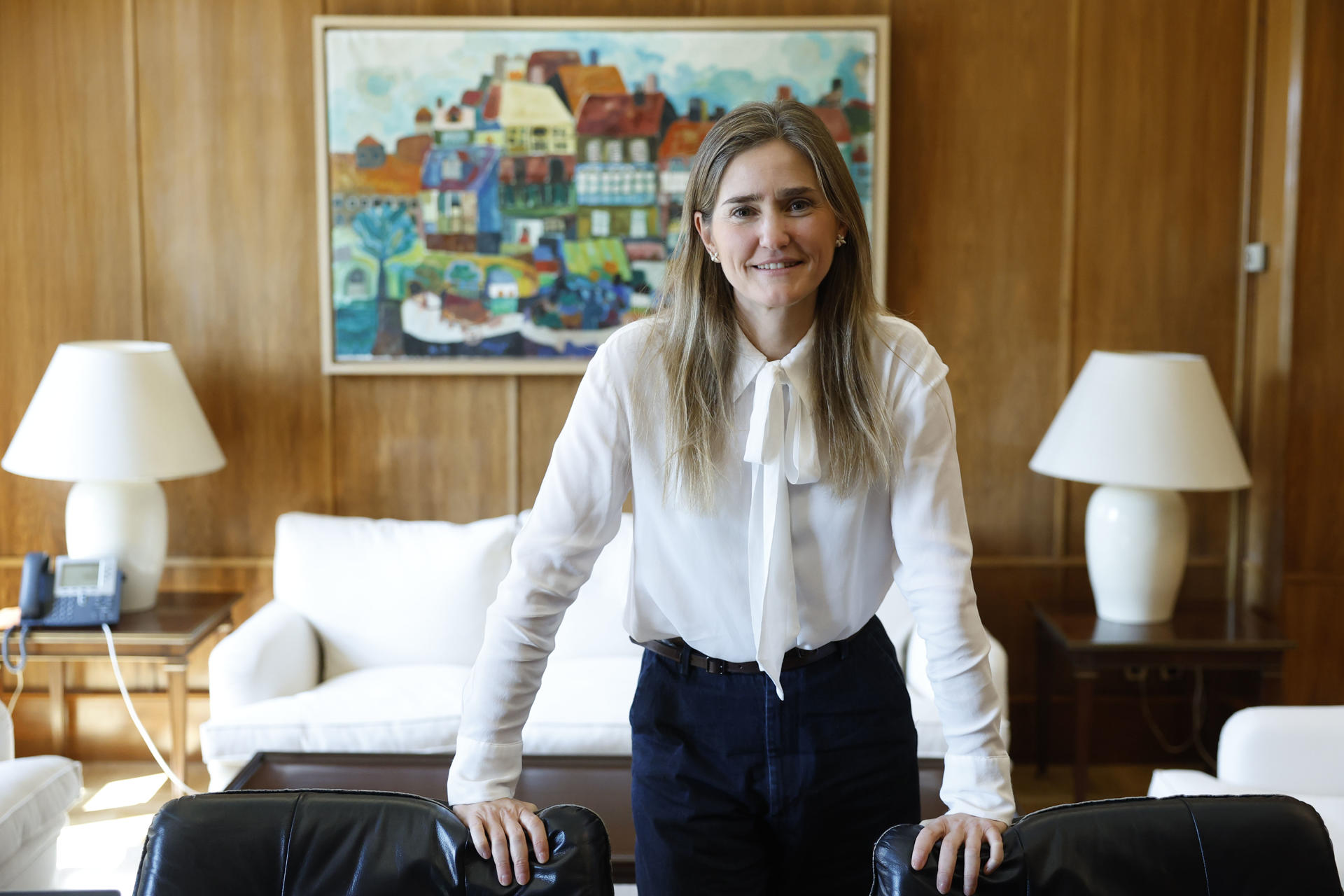 La vicepresidenta tercera y ministra para la Transición Ecológica y el Reto Demográfico, Sara Aagesen, en una entrevista con EFE. EFE/Mariscal