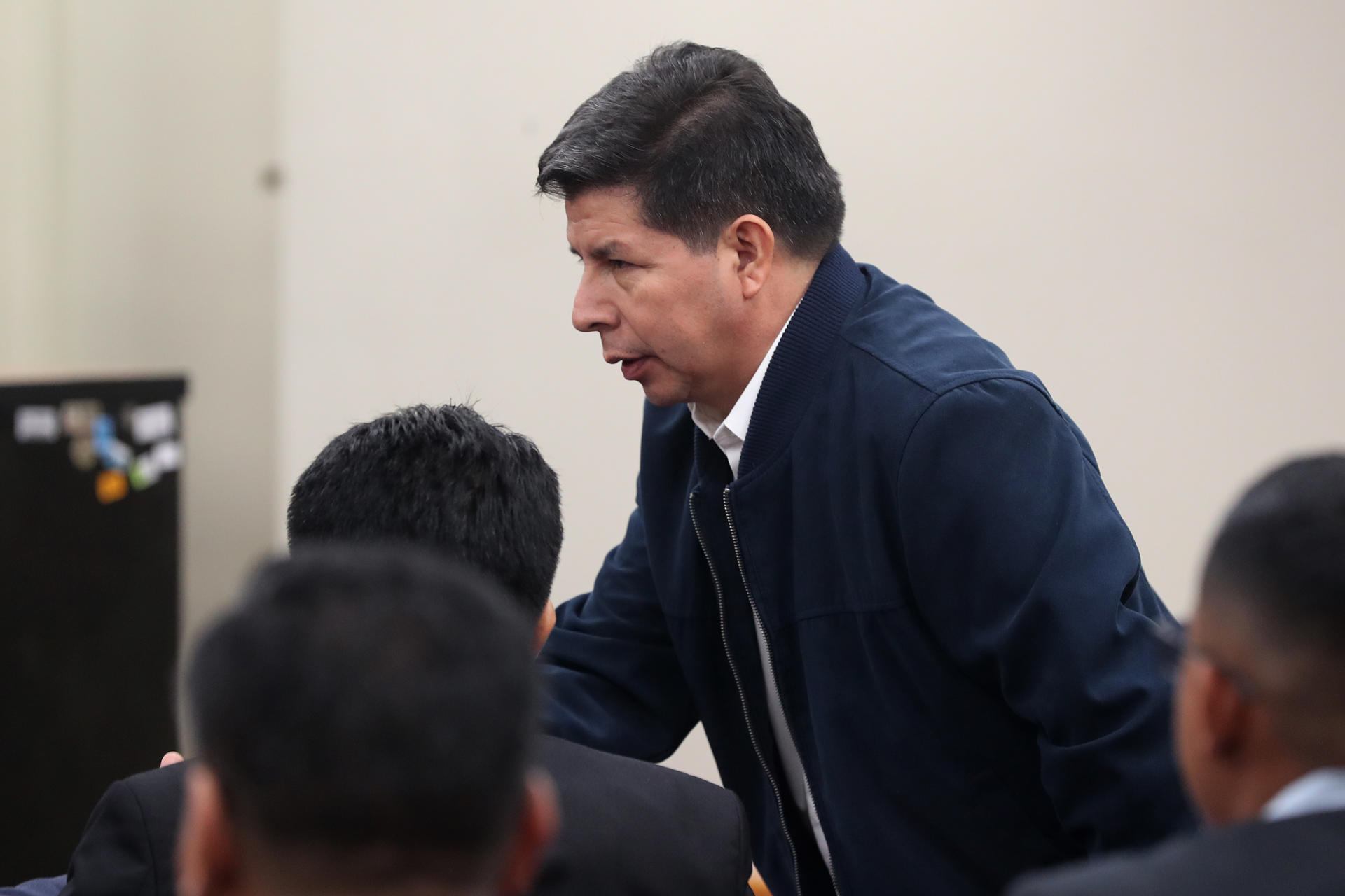 l expresidente peruano Pedro Castillo (2021-2022), asiste a una audiencia del juicio en el que se le acusa de rebelión, en Lima (Perú). EFE/ Paolo Aguilar