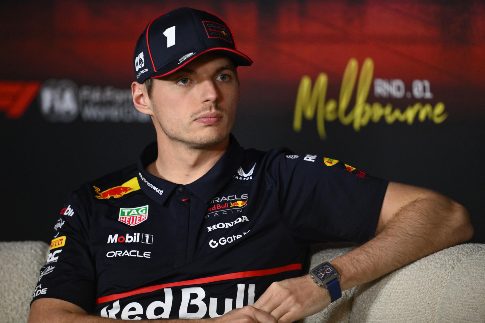 El neerlandés Max Verstappen, de la escudería Red Bull Racing, participó este jueves en Melbourne en la conferencia de pilotos previa al Gran Premio de Australia, en el Circuito de Albert Park. EFE/EPA/JOEL CARRETT