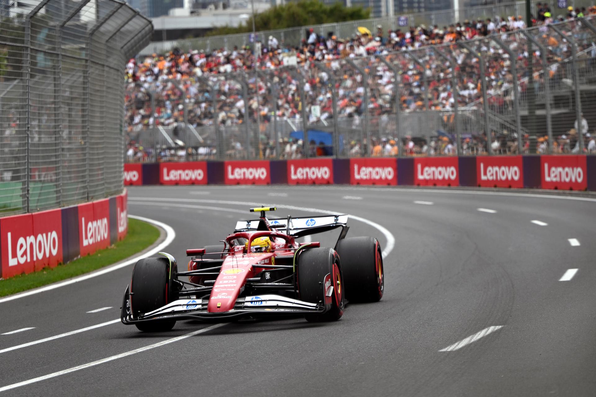 Lewis Hamilton, de Ferrari, durante la clasificación del Gran Premio de Australia. EFE/EPA/Joel Carrett AUSTRALIA AND NEW ZEALAND OUT
