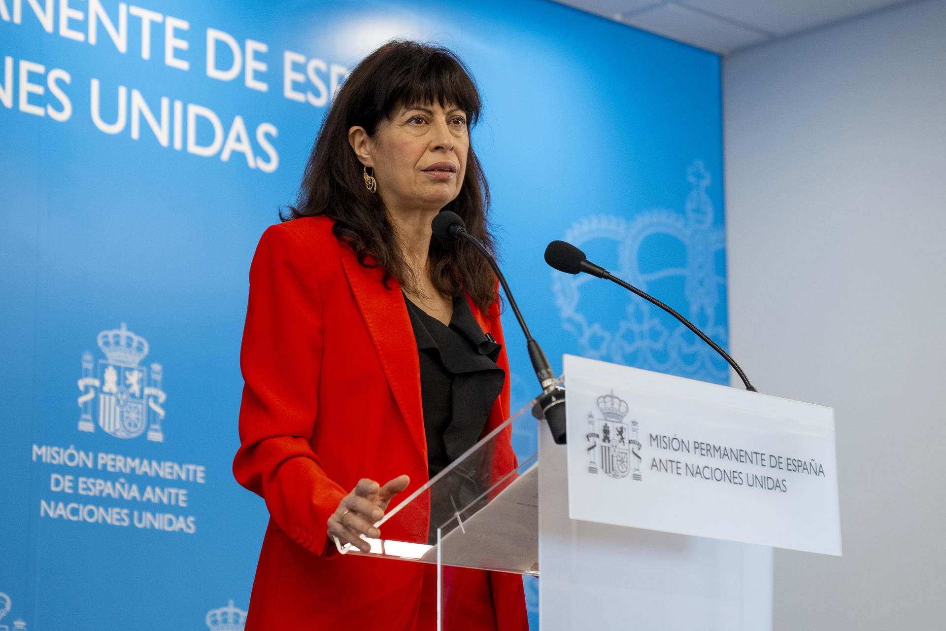 La ministra de Igualdad de España, Ana Redondo García, habla durante un evento en la Misión Permanente de España ante Naciones Unidas este 14 de marzo de 2025, en Nueva York (Estados Unidos). EFE/ Angel Colmenares