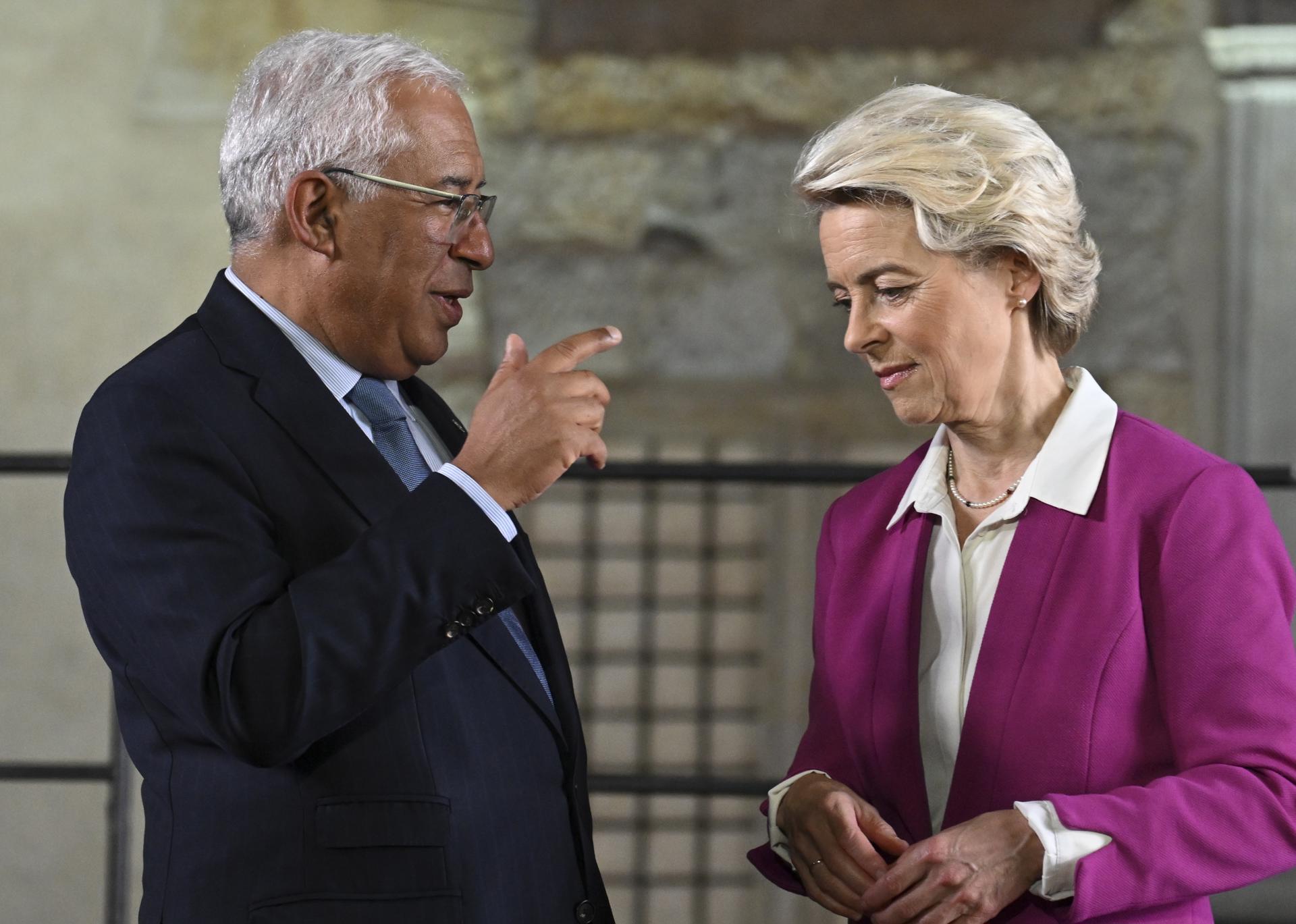 Antonio Costa y Ursula von der Leyen. EFE/EPA/FILIP SINGER
