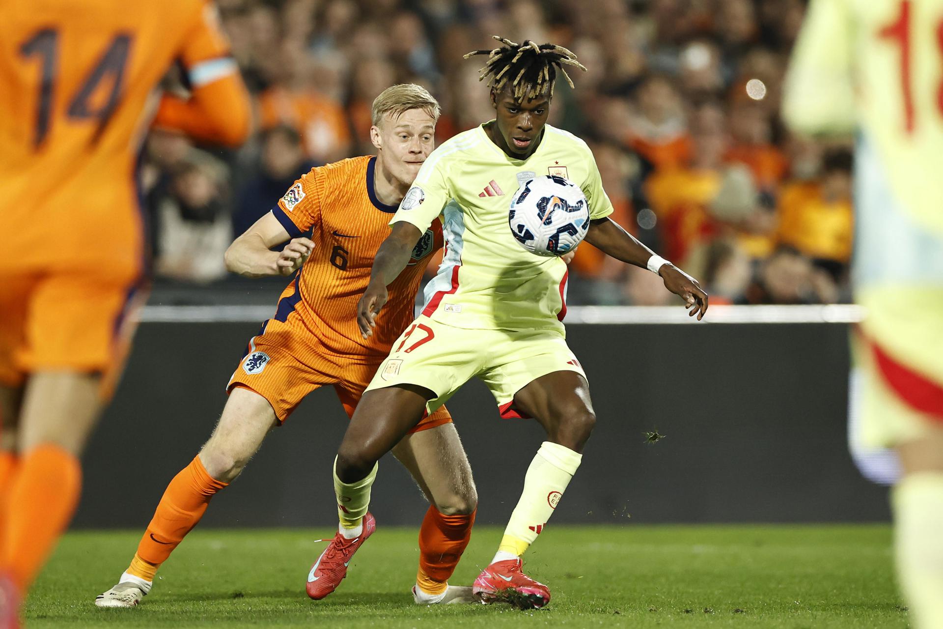 Nico Williams, durante el partido. EFE/EPA/MAURICE VAN STEEN
