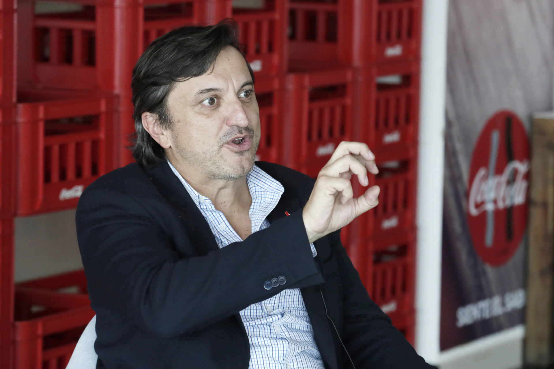 El vicepresidente de Asuntos Públicos, Comunicaciones y Sostenibilidad para la Zona Centro de Coca-Cola Latinoamérica, Daniel Suárez, fue registrado el pasado 25 de febrero, durante una entrevista con EFE en Bogotá (Colombia). EFE/Carlos Ortega