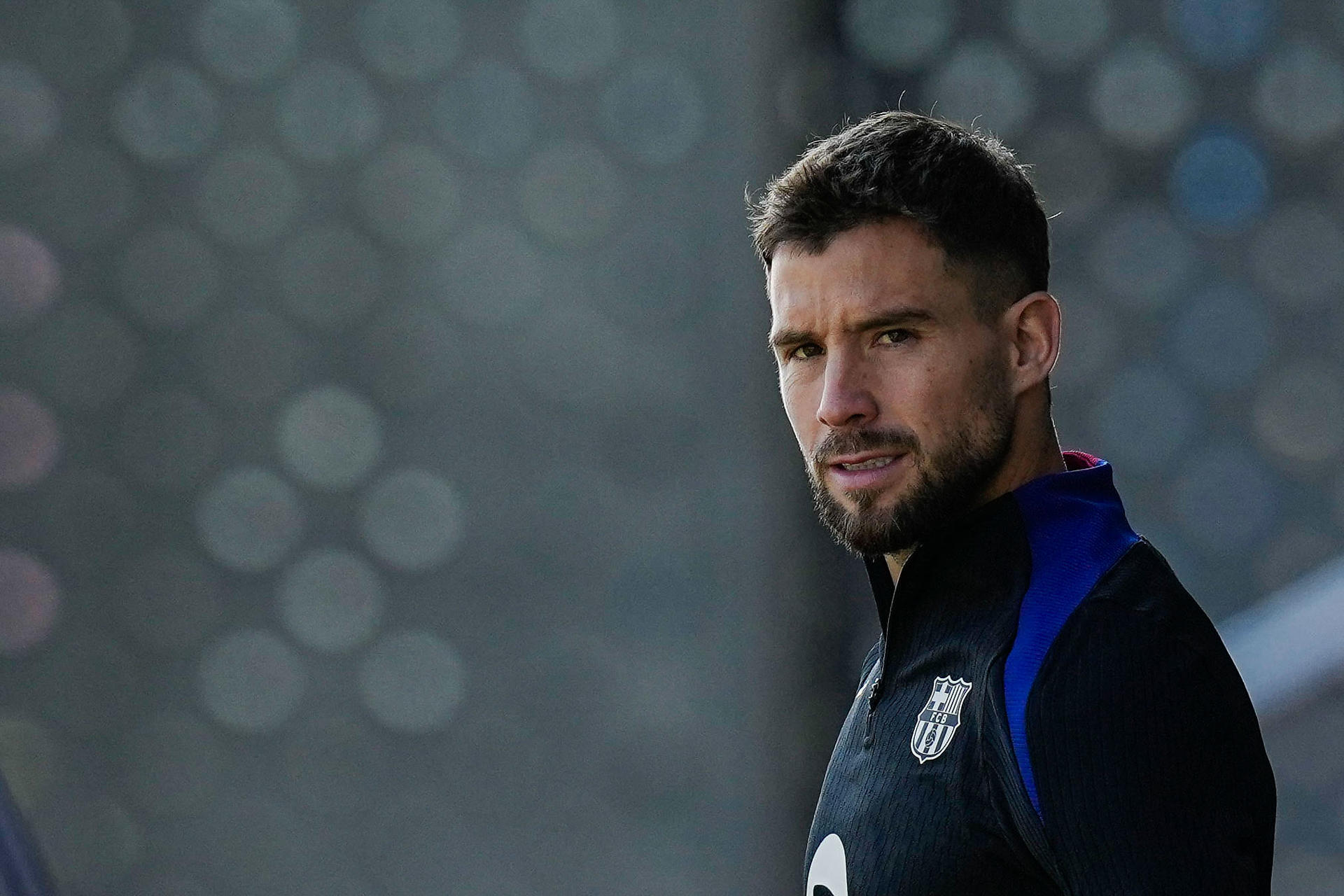 El jugador del FC Barcelona Iñigo Martínez. EFE/ Enric Fontcuberta