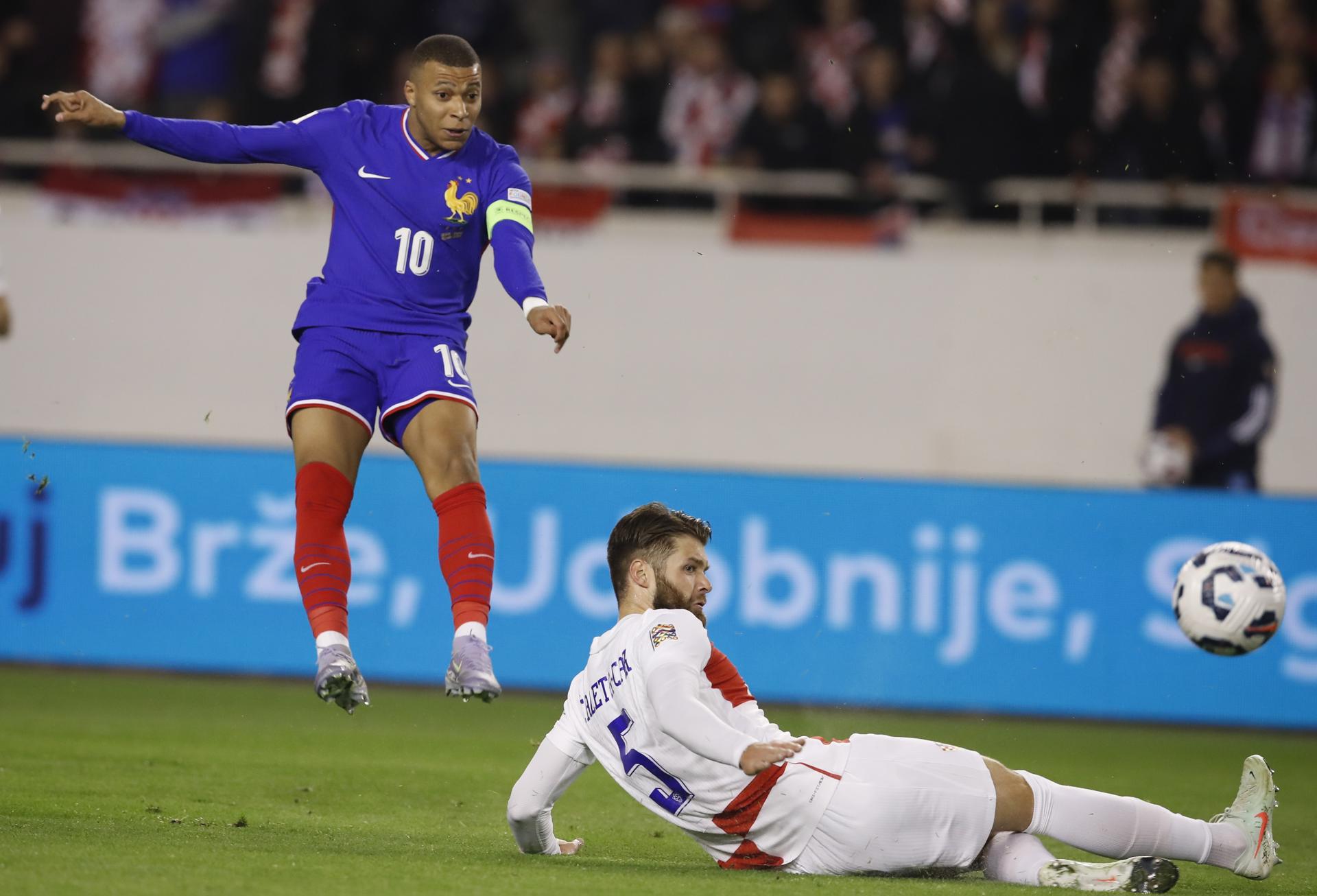 Kylian Mbappé, en un momento del partido. EFE/EPA/ANTONIO BAT
