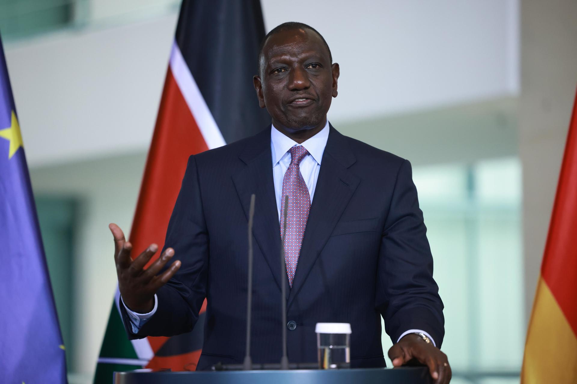 Imagen de archivo del presidente keniano, William Ruto (Alemania, Kenia) EFE/EPA/CLEMENS BILAN