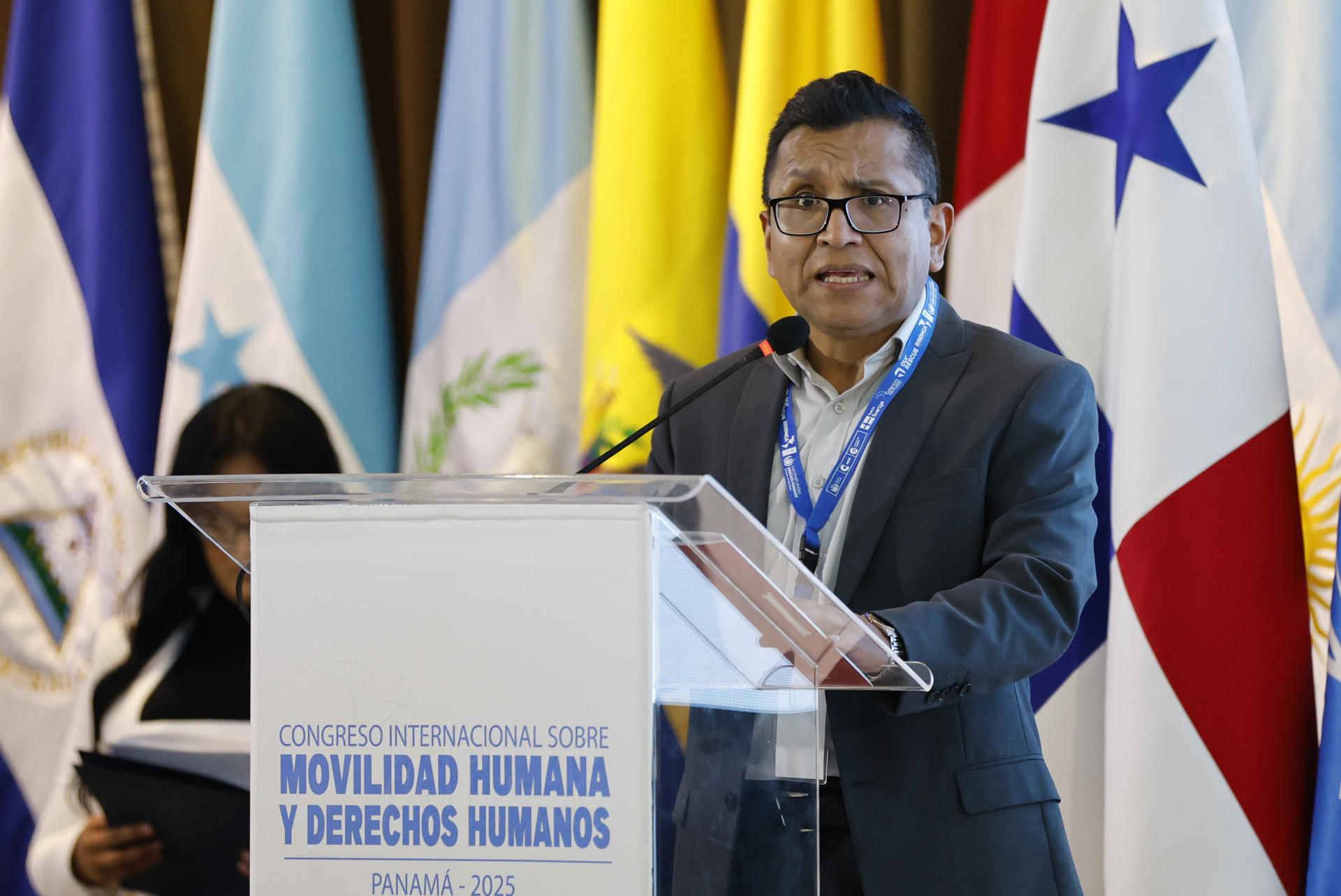 El secretario general de RINDHCA y defensor del Pueblo de Bolivia Pedro Callisaya, participa en el Congreso Internacional sobre Movilidad Humana y Derechos Humanos, este martes en Ciudad de Panamá (Panamá). EFE/Bienvenido Velasco
