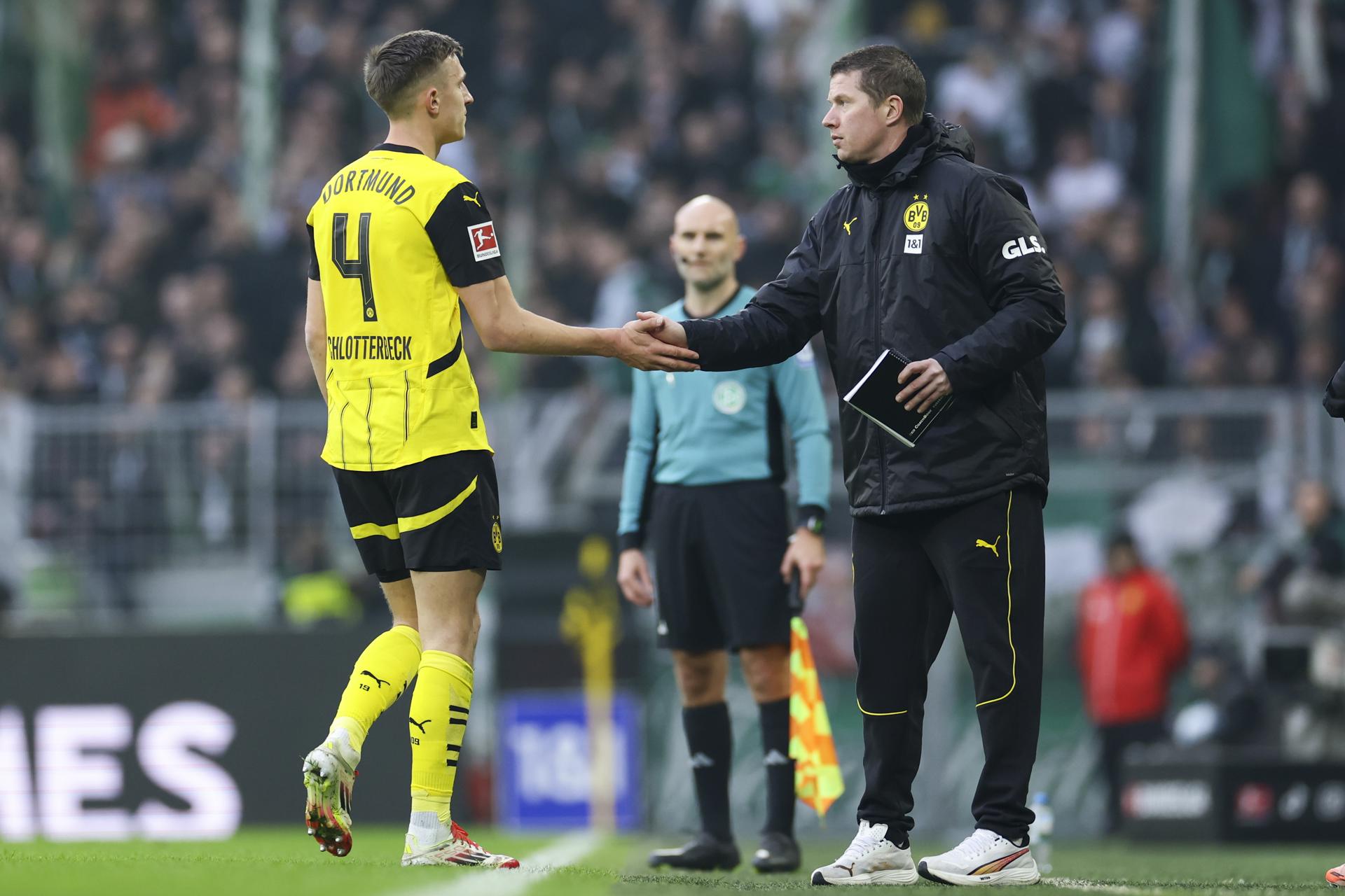 Nico Schlotterbeck, defensa central del Borussia Dortmund.EFE/EPA/CHRISTOPHER NEUNDORF/Archivo