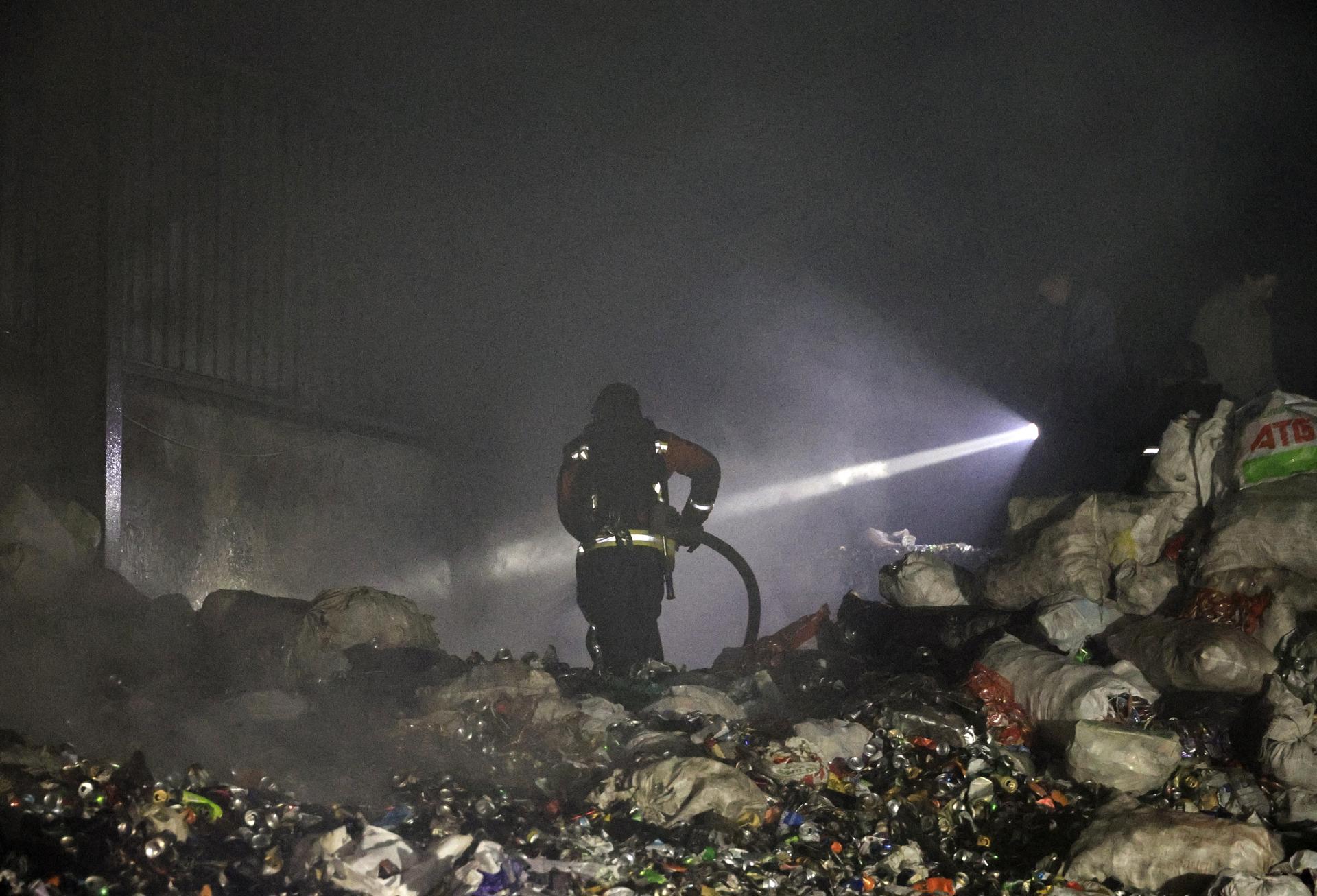 Ataque ruso con dron en Járkov.EFE/EPA/SERGEY KOZLOV