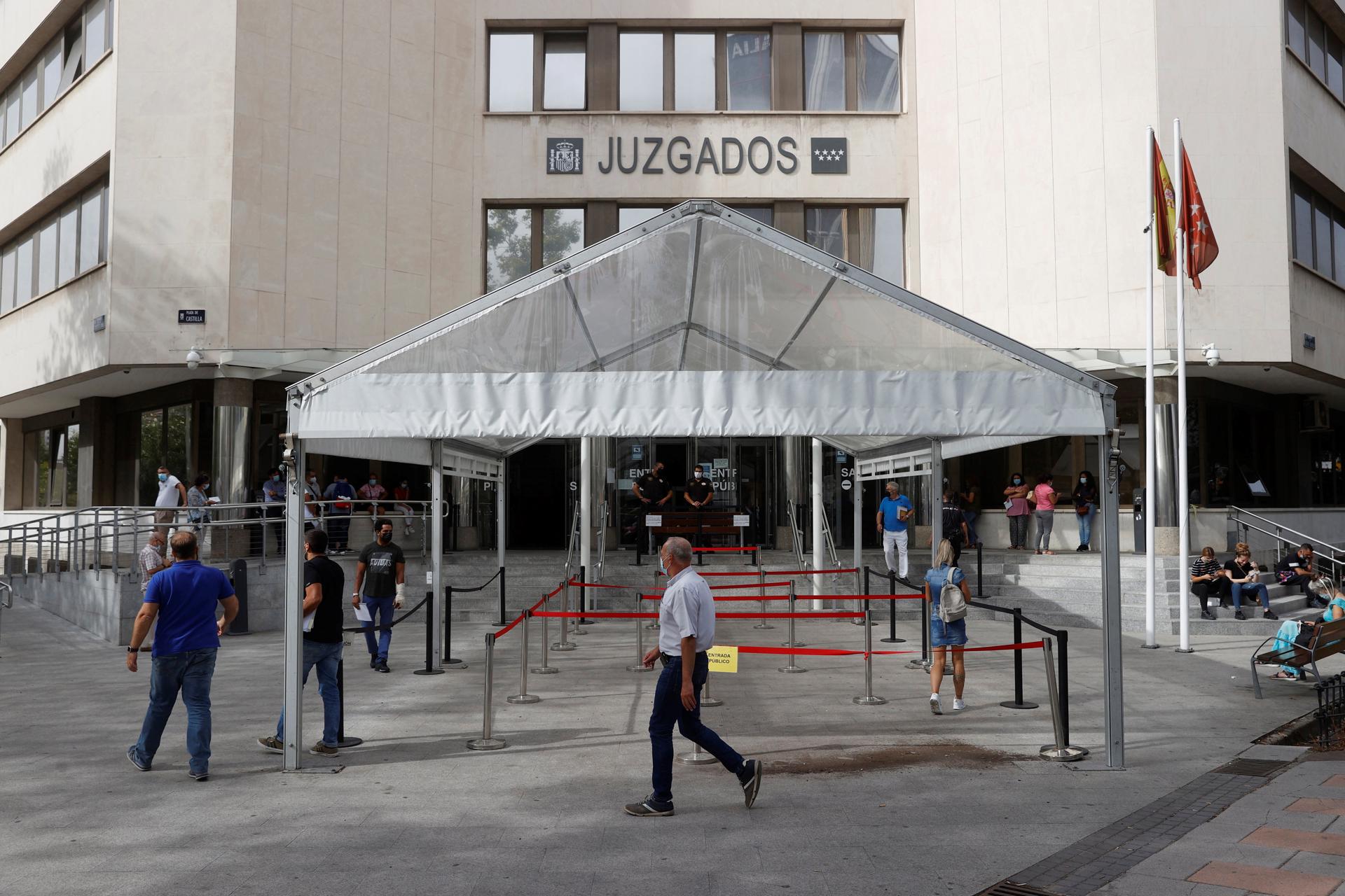 Imagen de archivo de los juzgados de Plaza de Castilla, en Madrid. EFE/ Juan Carlos Hidalgo