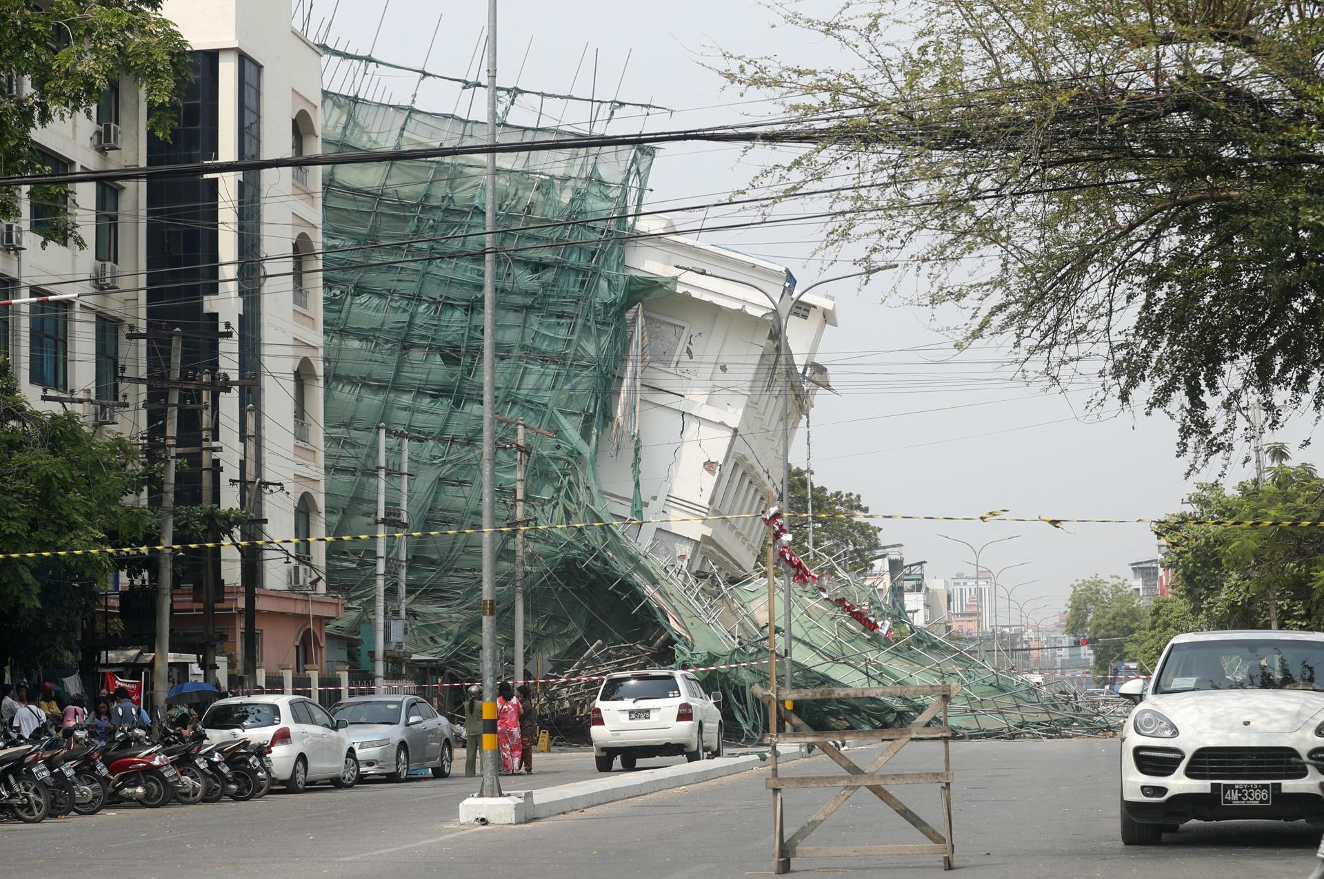 EFE/EPA/NYEIN CHAN NAING
